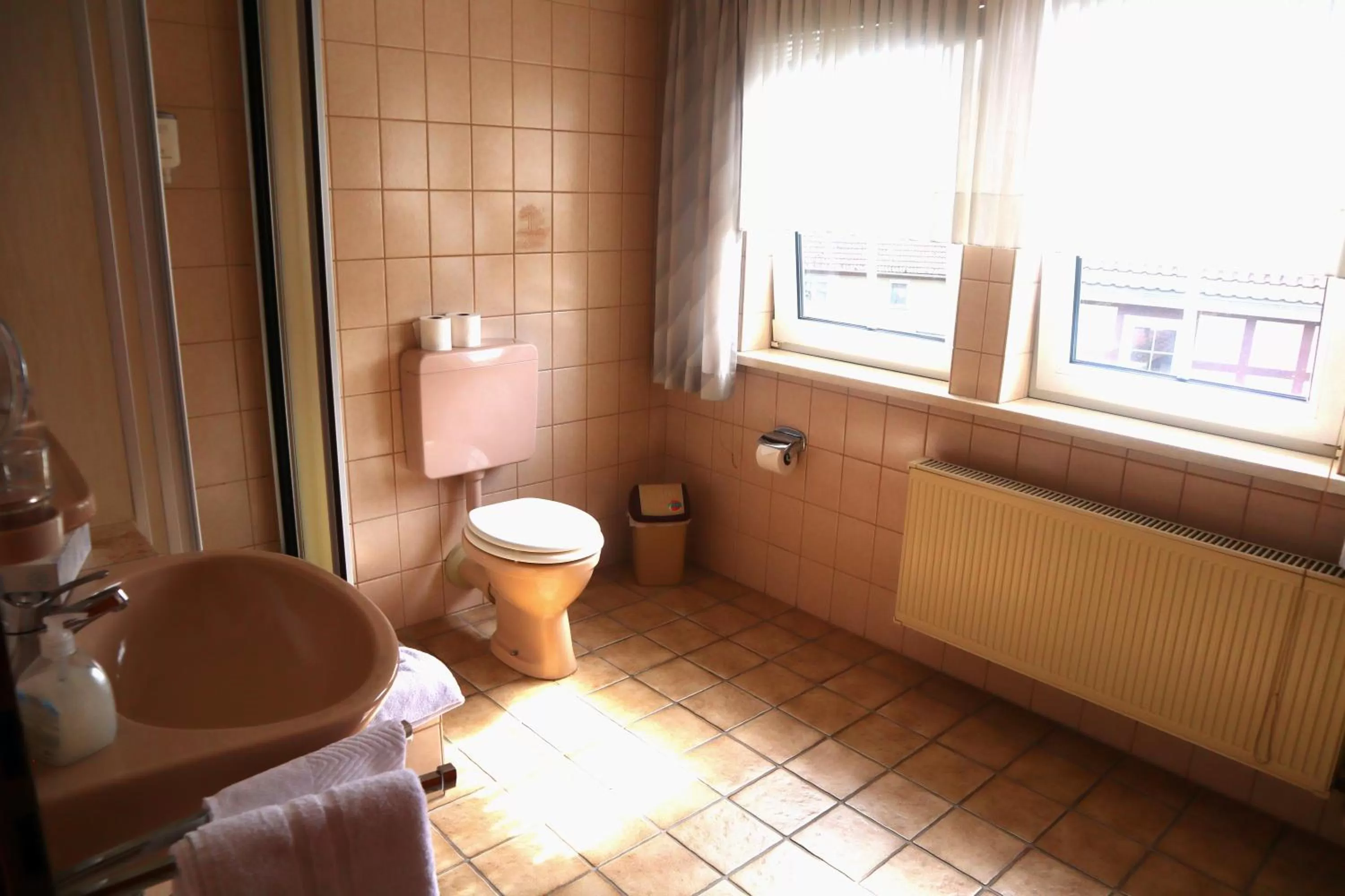 Bathroom in Pension Zur Harburg