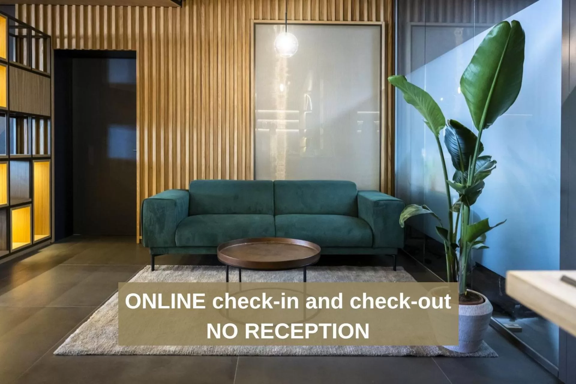 Restaurant/places to eat in 6532 Smart Hotel - Self check-in