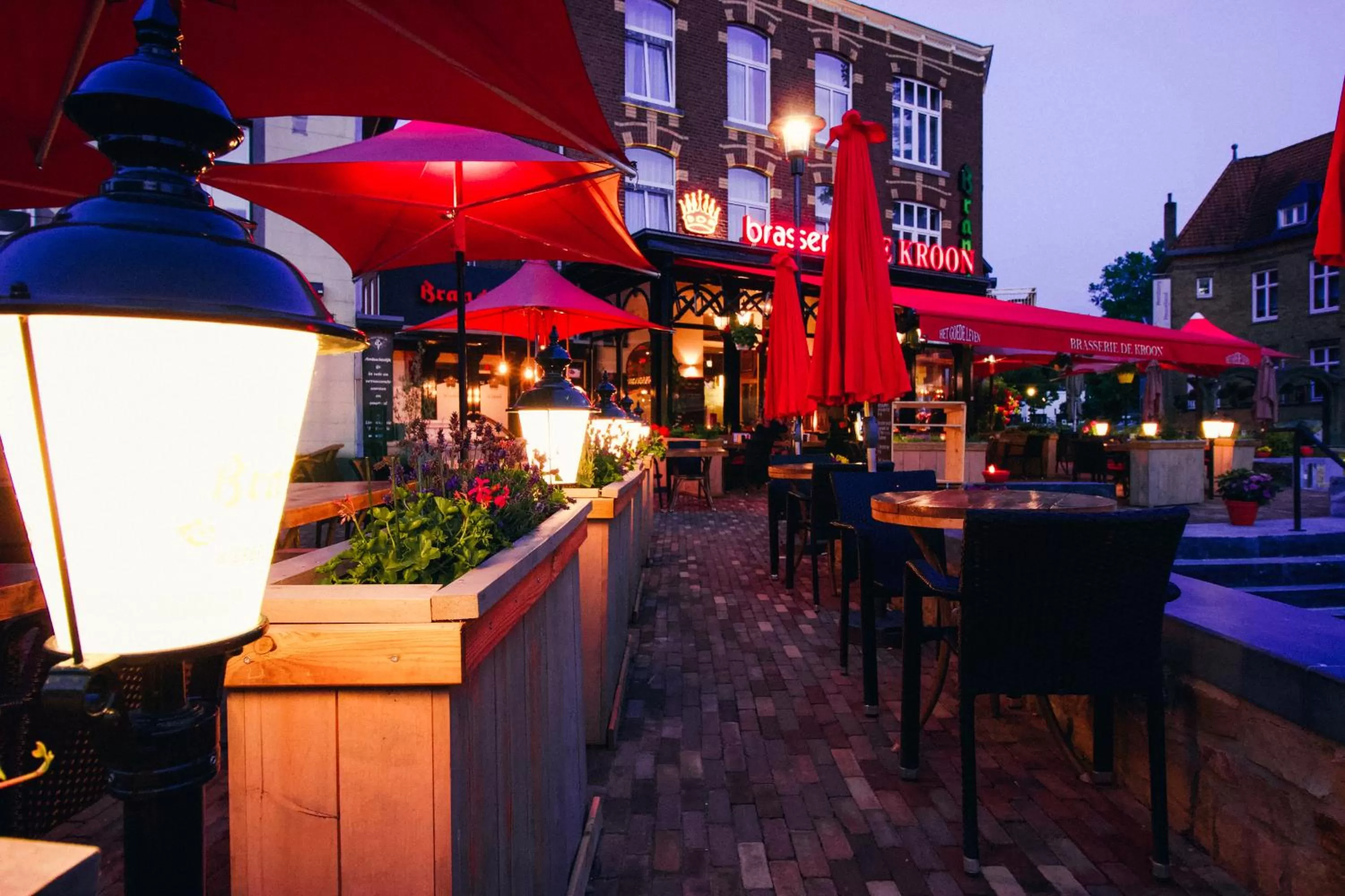 Garden view, Restaurant/Places to Eat in Hotel Brasserie de Kroon