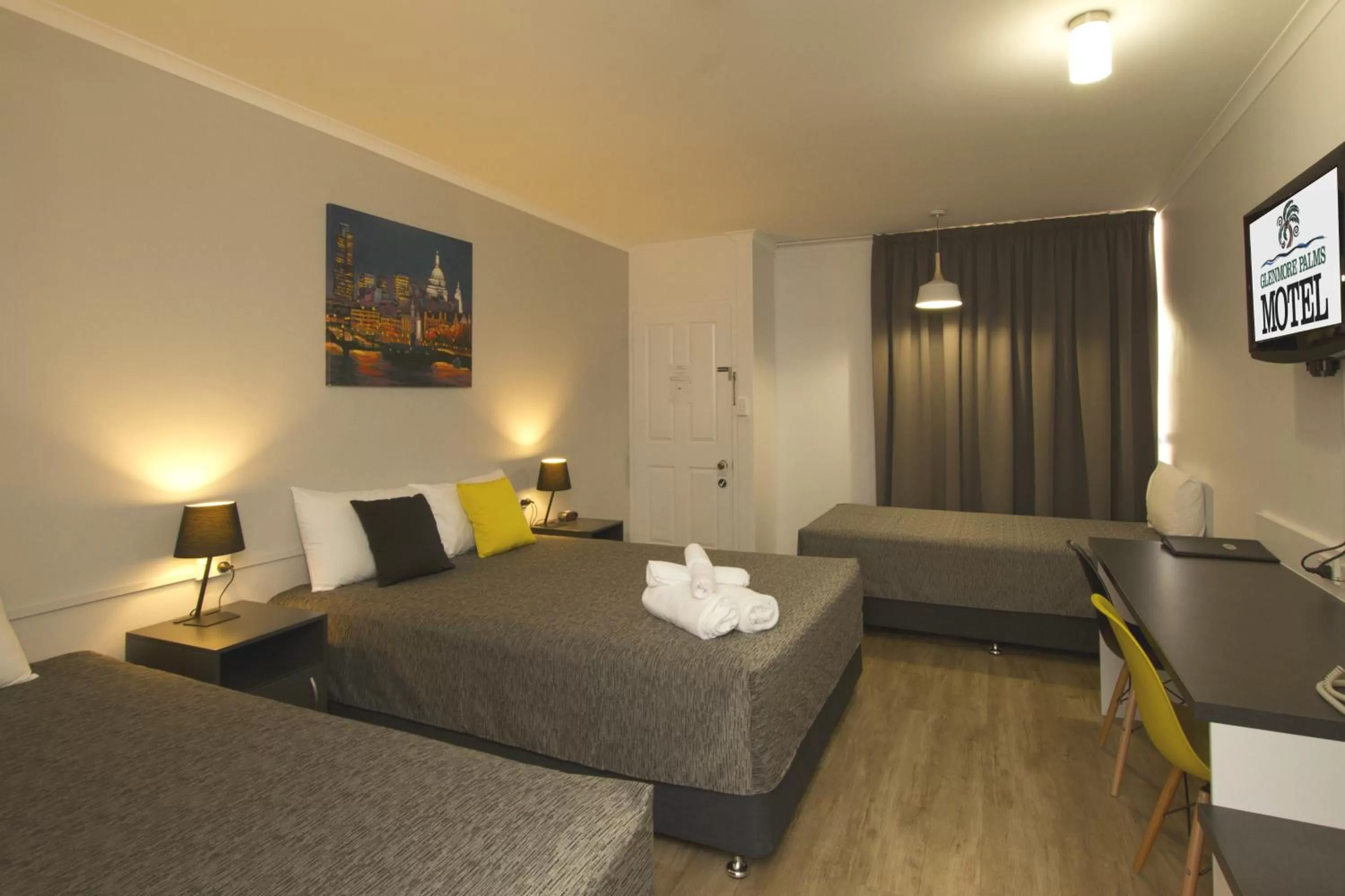 Family Room in Glenmore Palms Motel