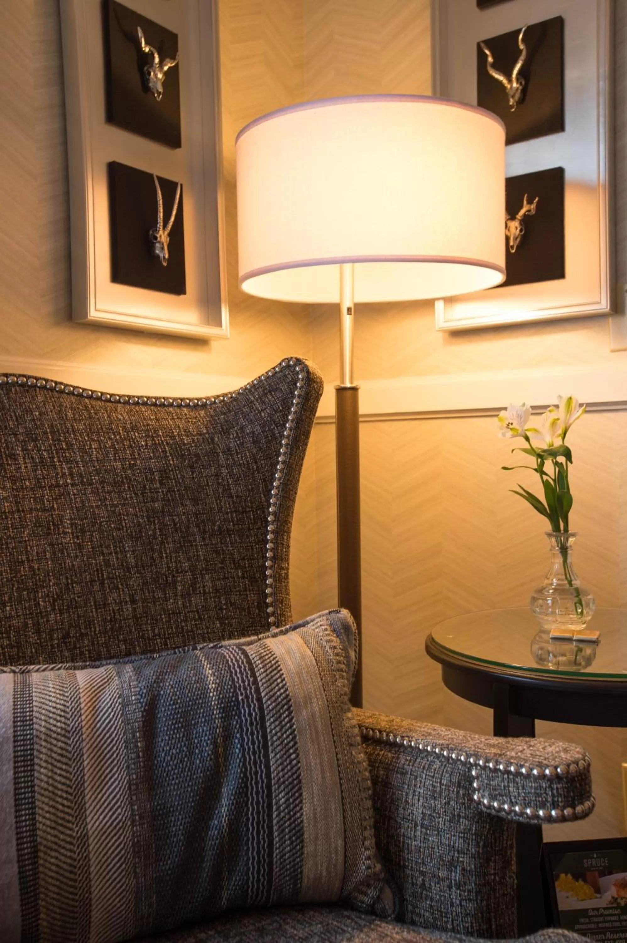 Seating area in Hotel Boulderado