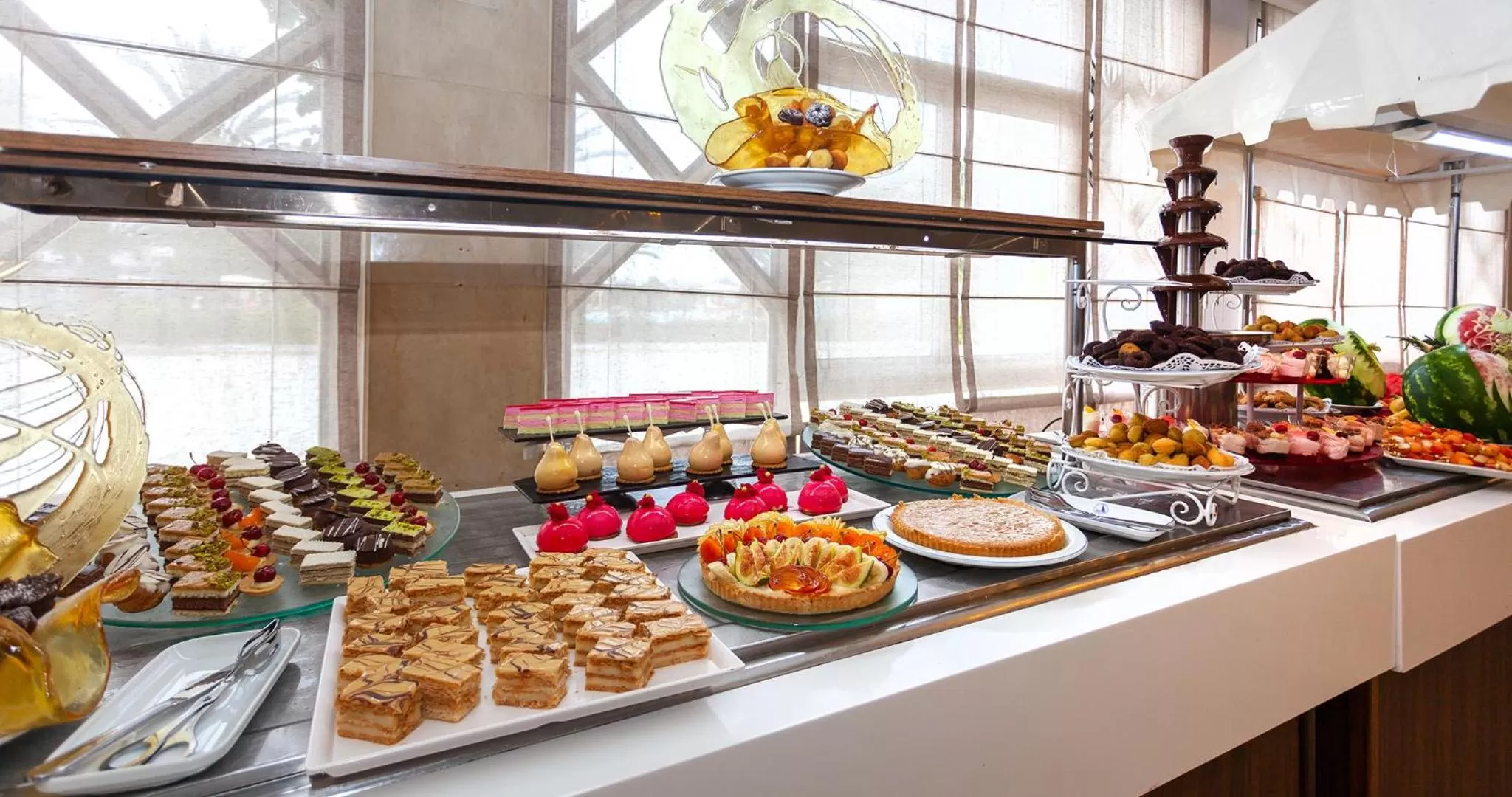 Restaurant/places to eat in El Mouradi Palace- Couple et Famille uniquement