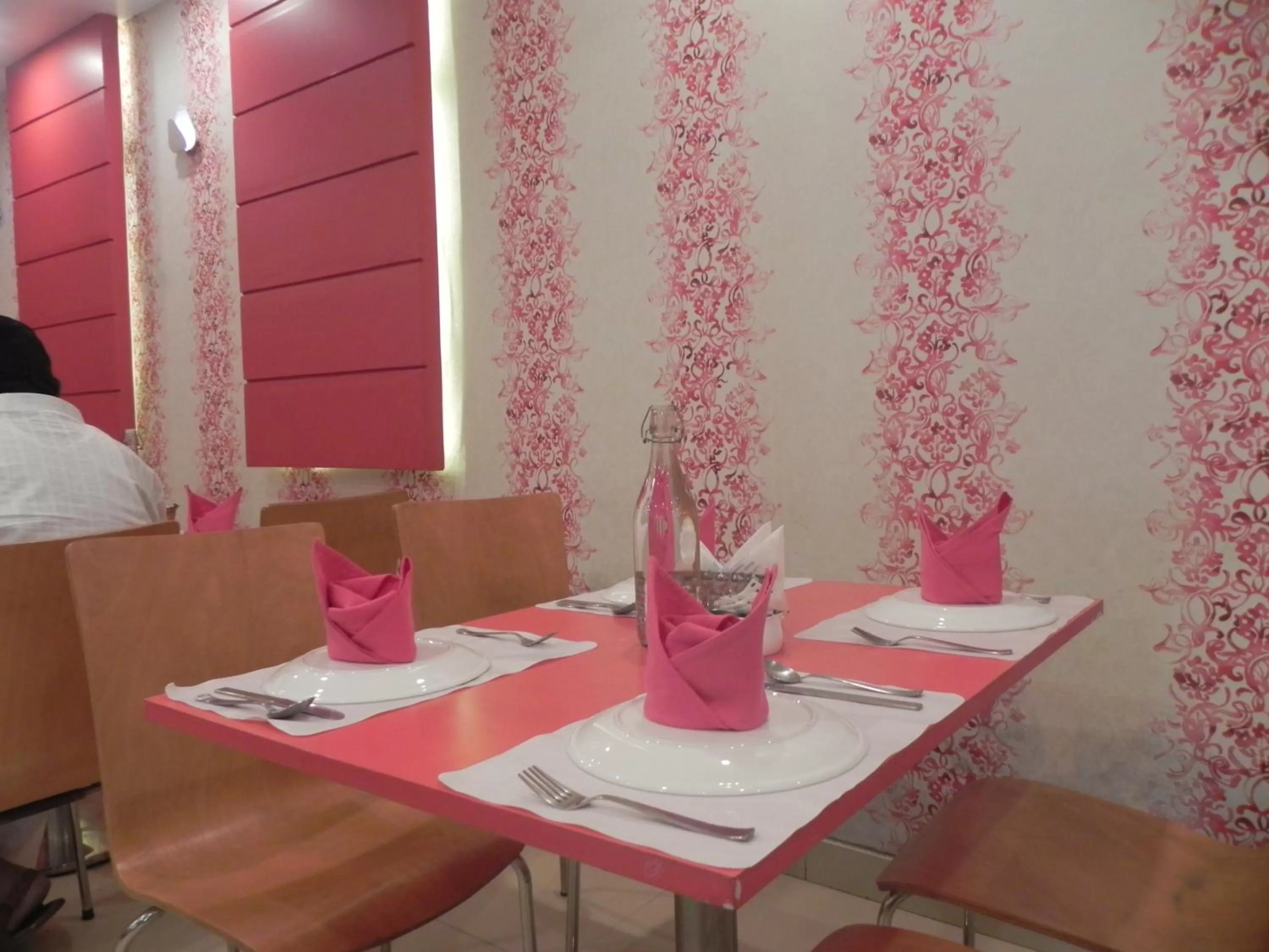 Food and drinks in Hotel Rivera Palace