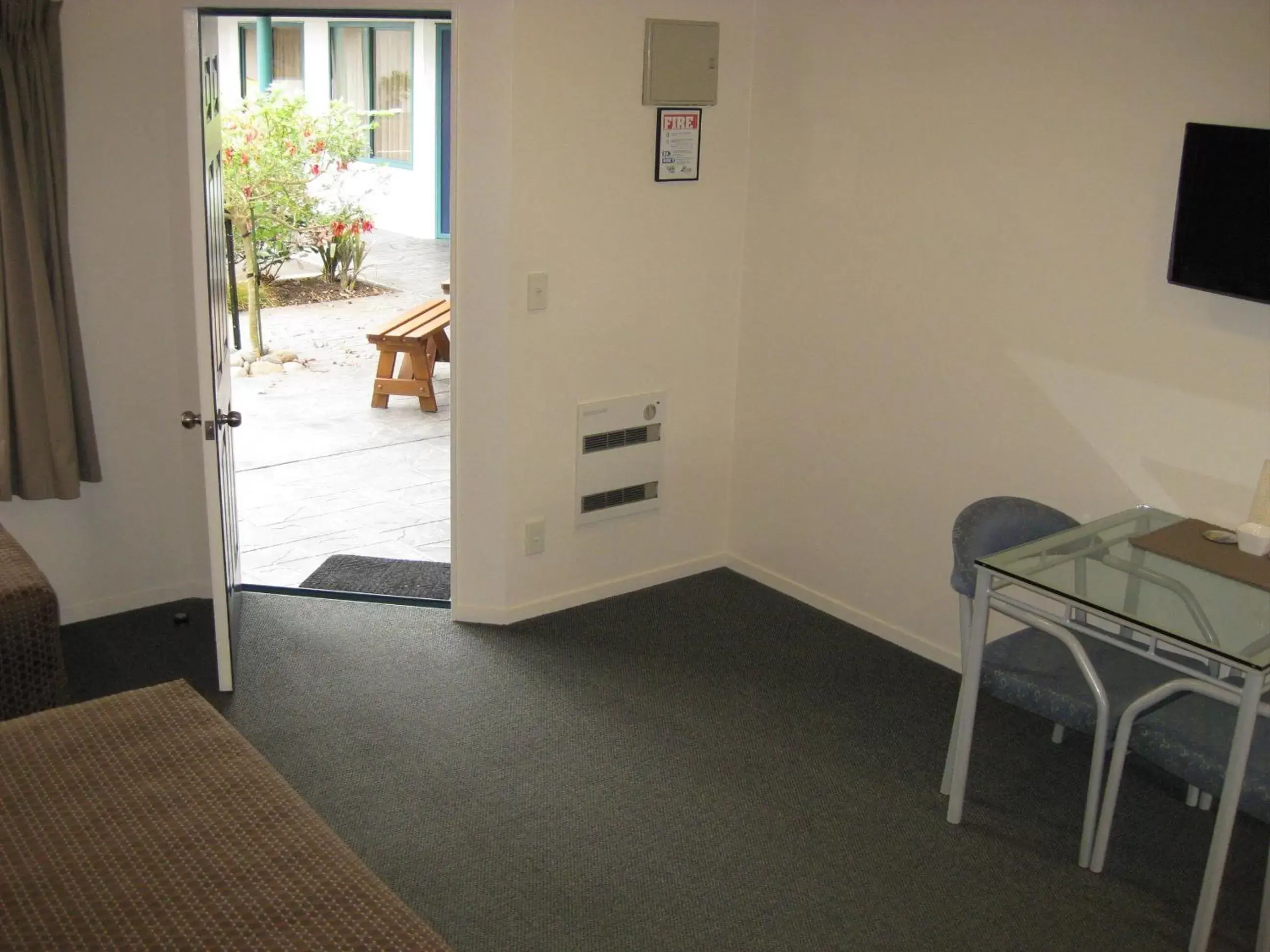 Double or Twin Studio in ASURE Cooks Gardens Motor Lodge Double or Twin Studio in ASURE Cooks Gardens Motor Lodge