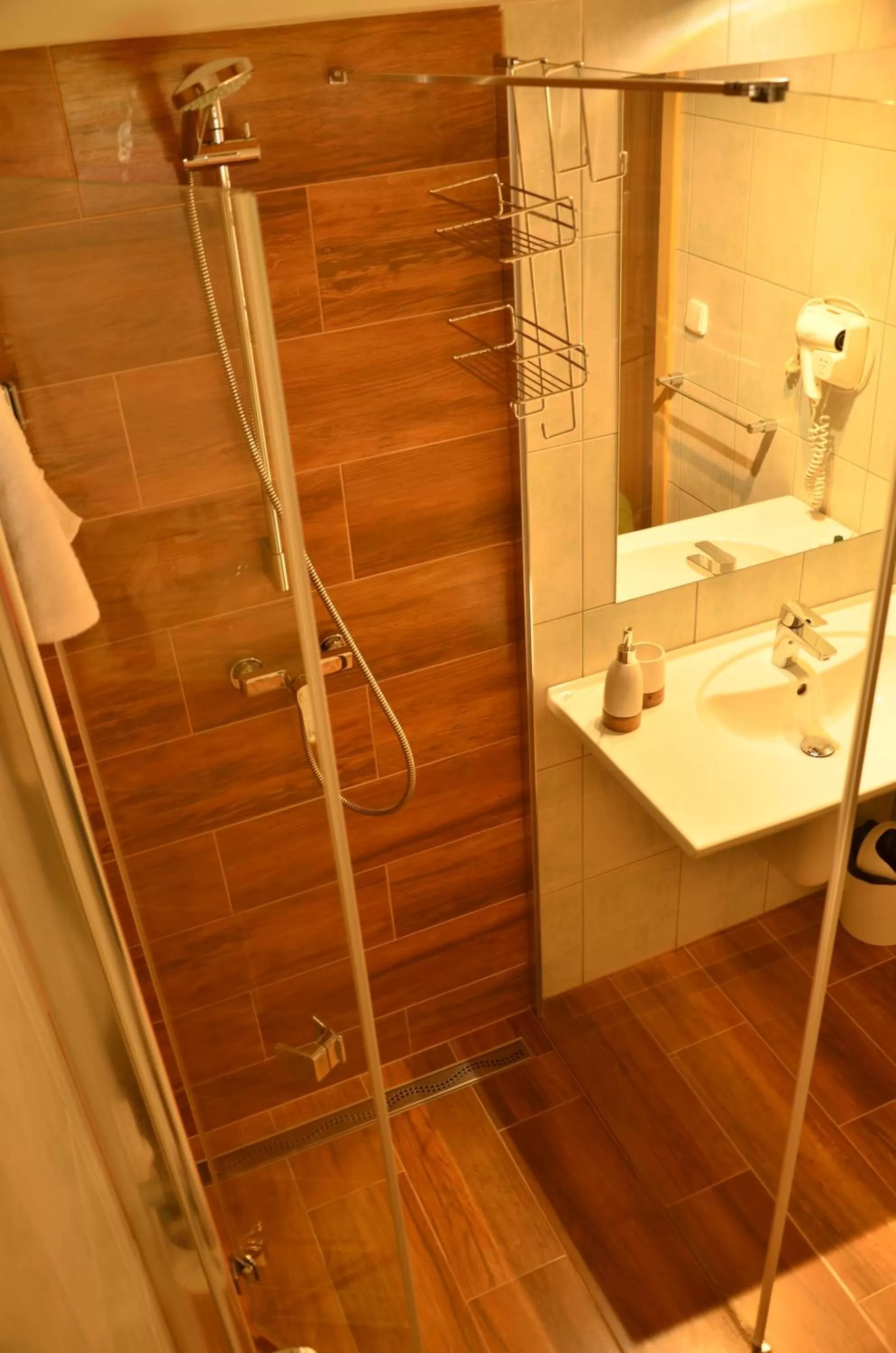 Hotel Na Statku Mirošov