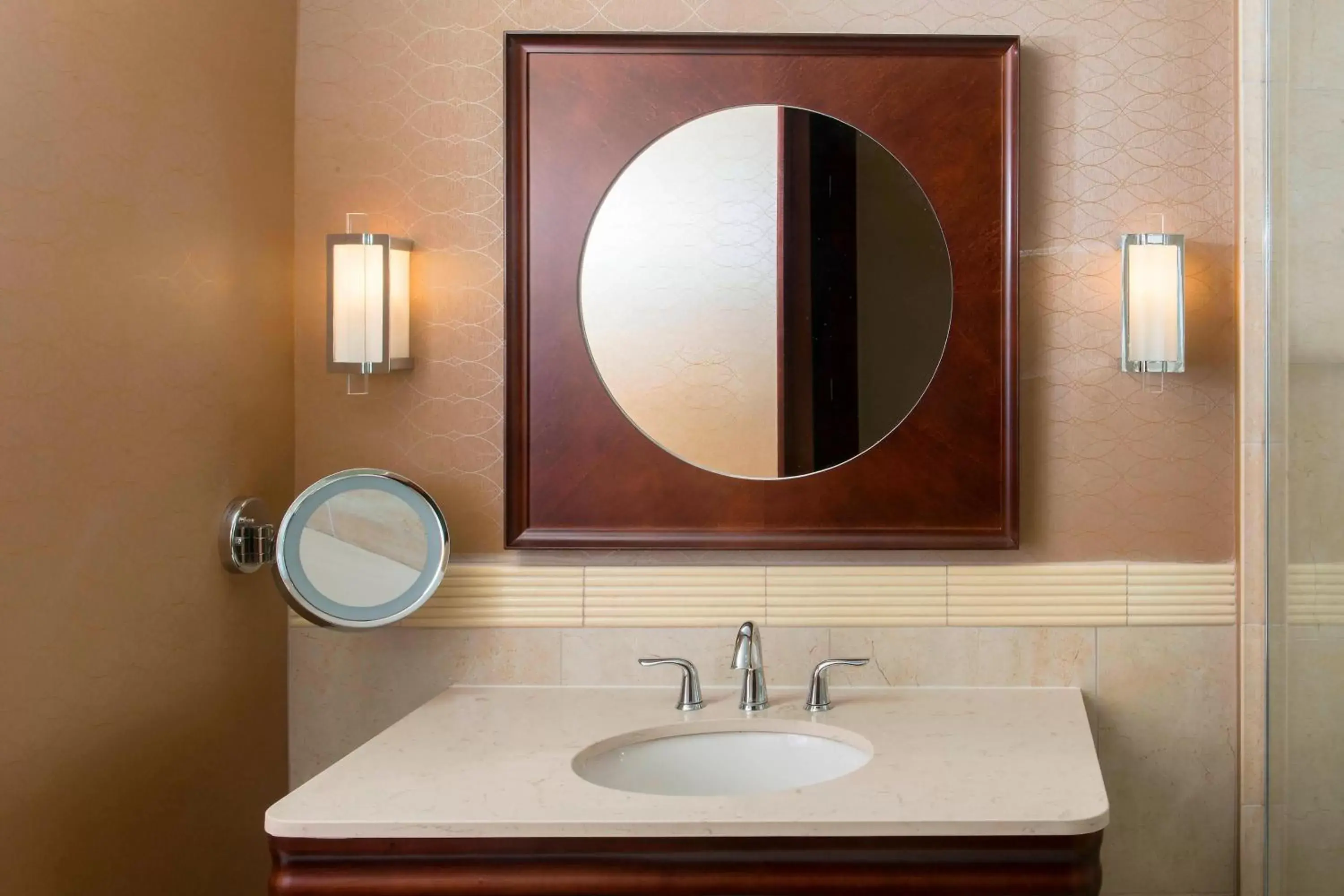 1 Bedroom Junior Suite, 1 King, Sofa bed in Sheraton Mesa Hotel at Wrigleyville West 1 Bedroom Junior Suite, 1 King, Sofa bed in Sheraton Mesa Hotel at Wrigleyville West