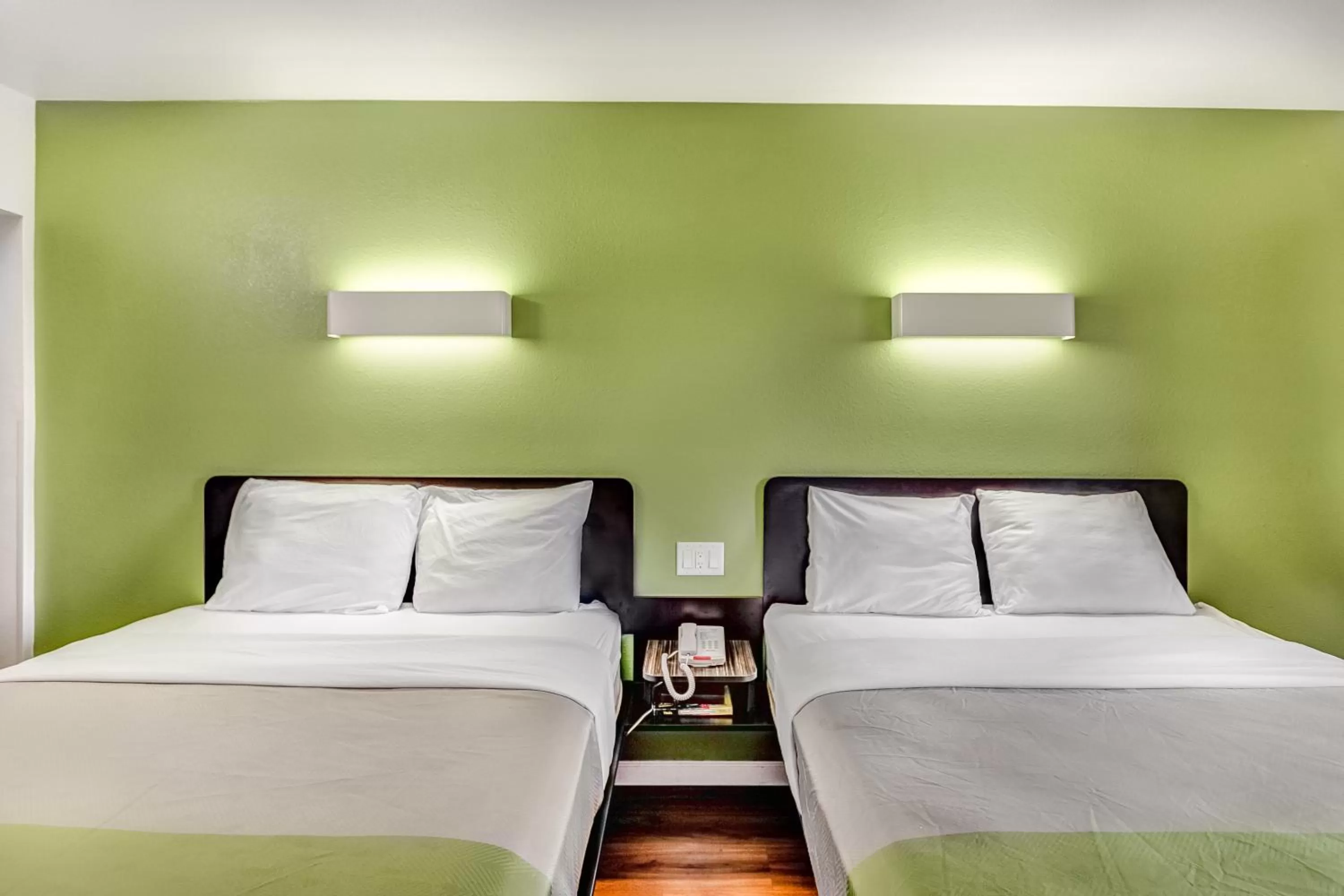 Bedroom, Bed in Motel 6-Visalia, CA