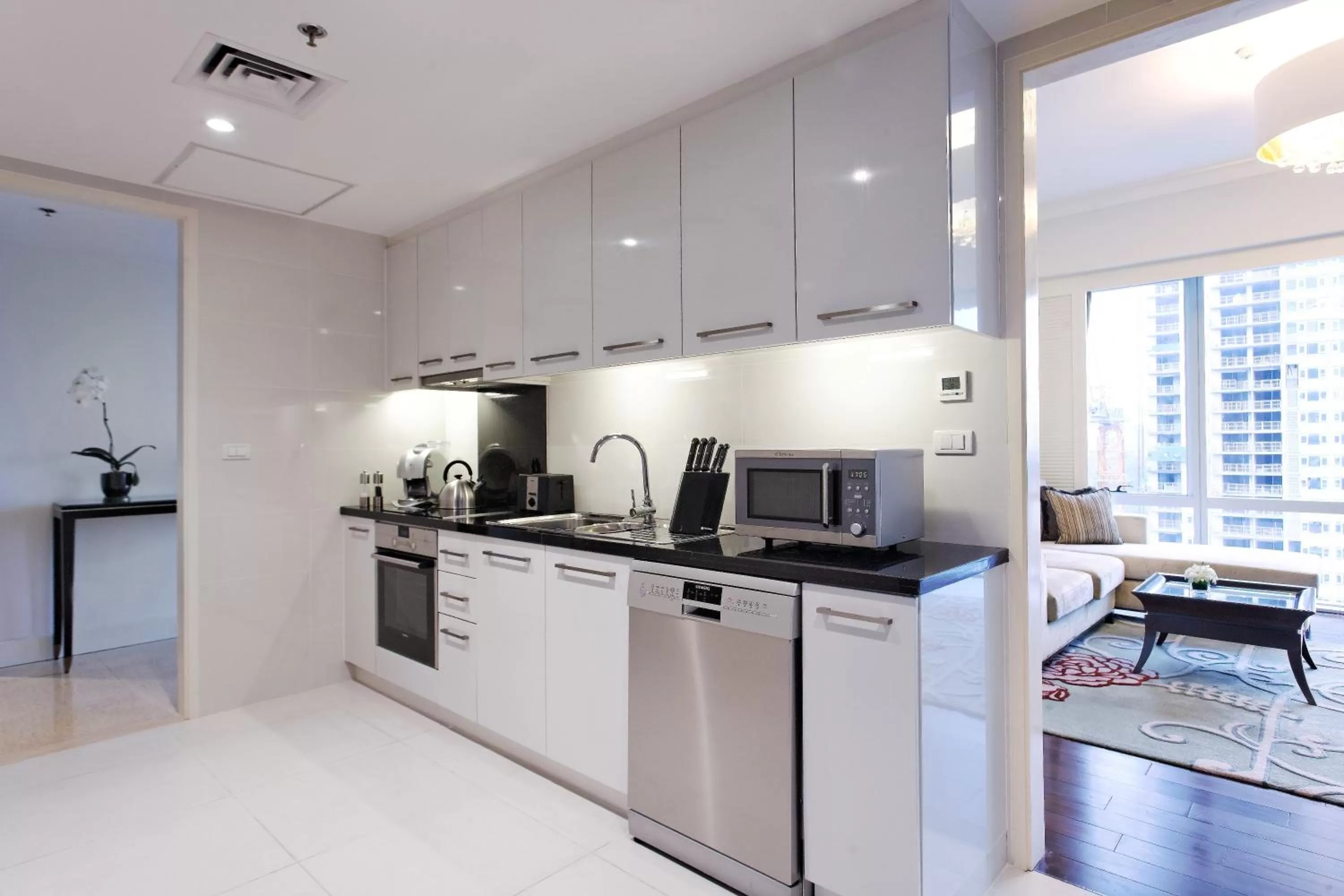 Kitchen or kitchenette in Raffles Makati