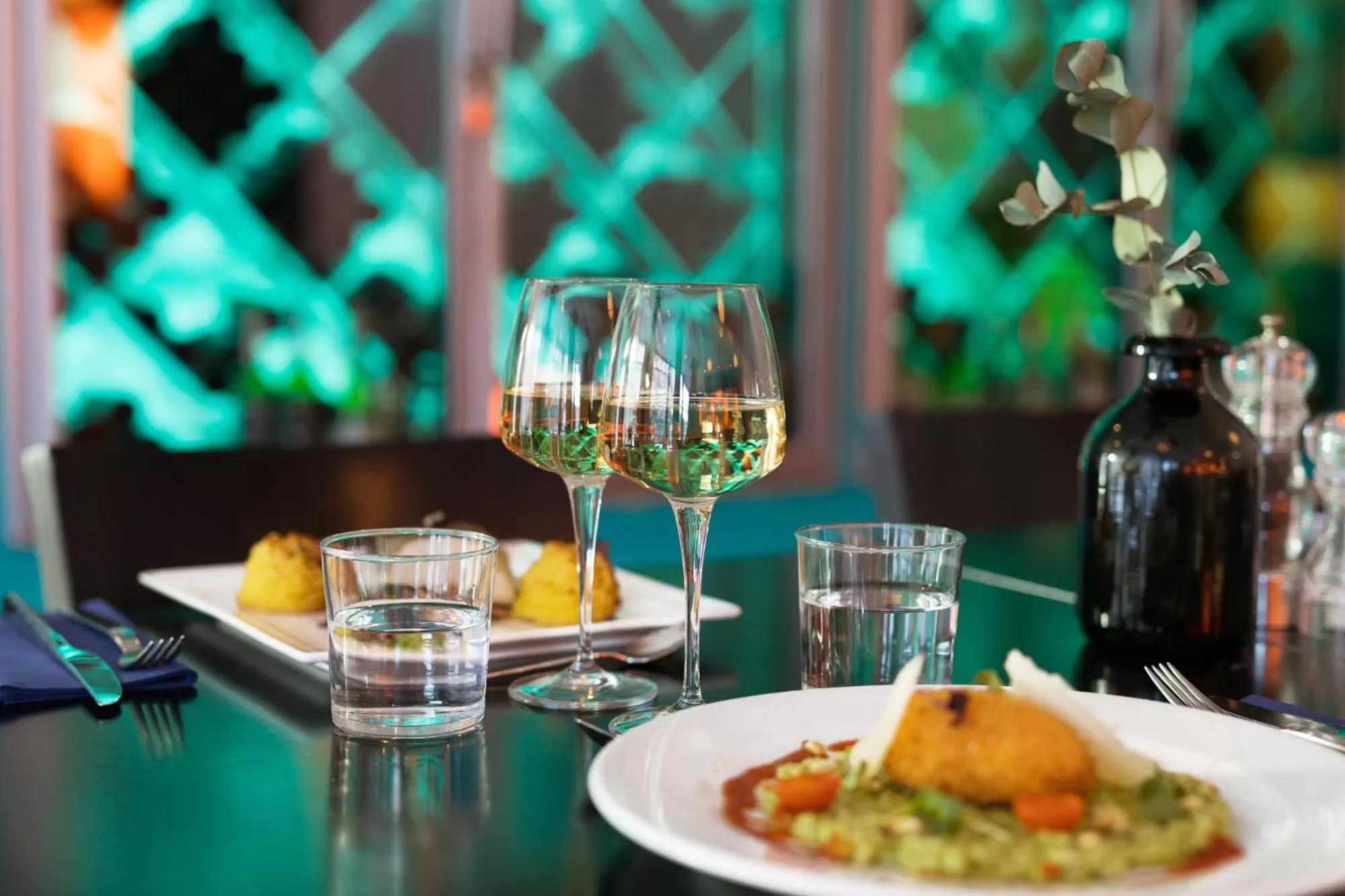 Restaurant/places to eat in ProfilHotels Aveny