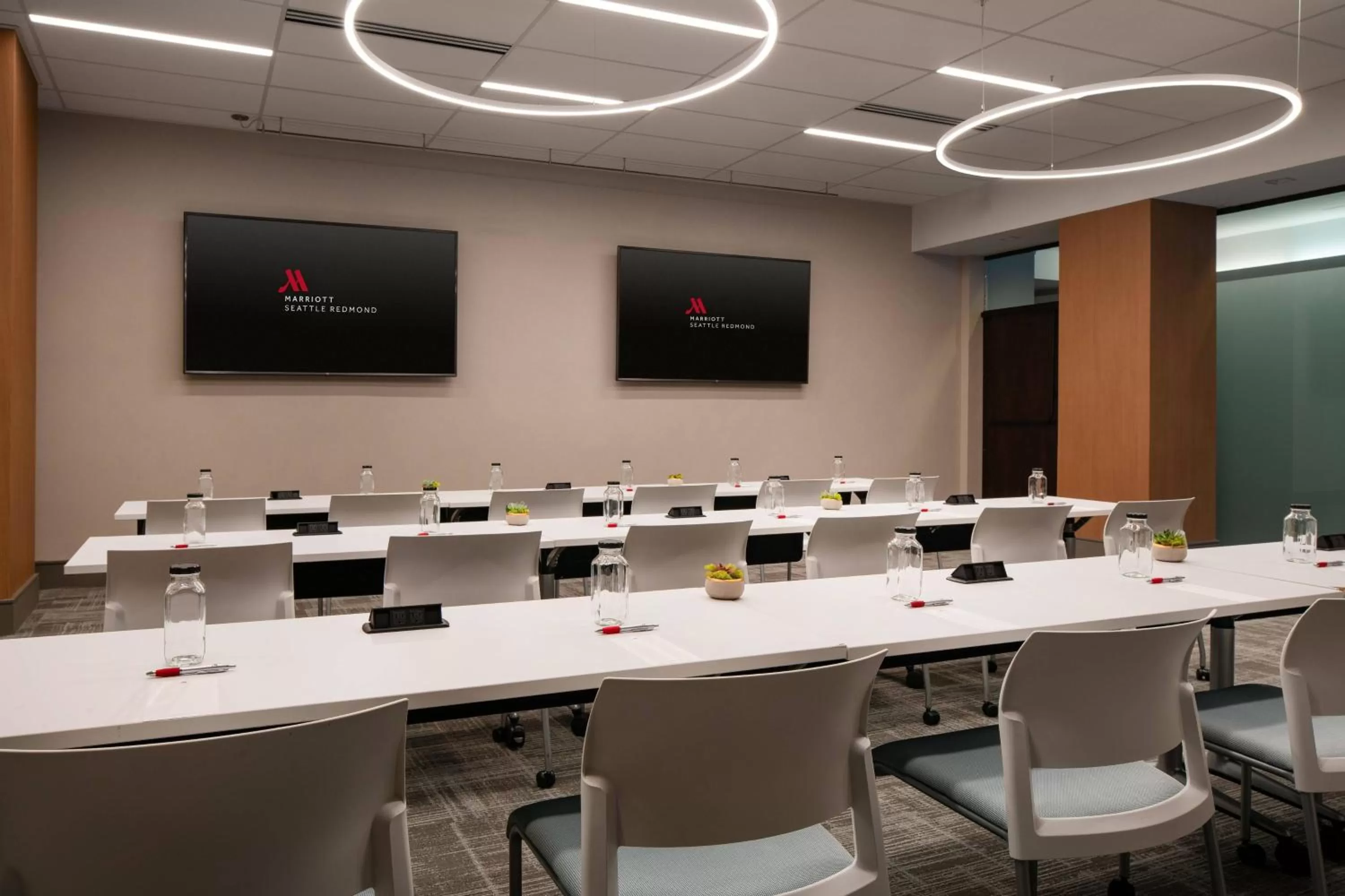 Meeting/conference room in Seattle Marriott Redmond