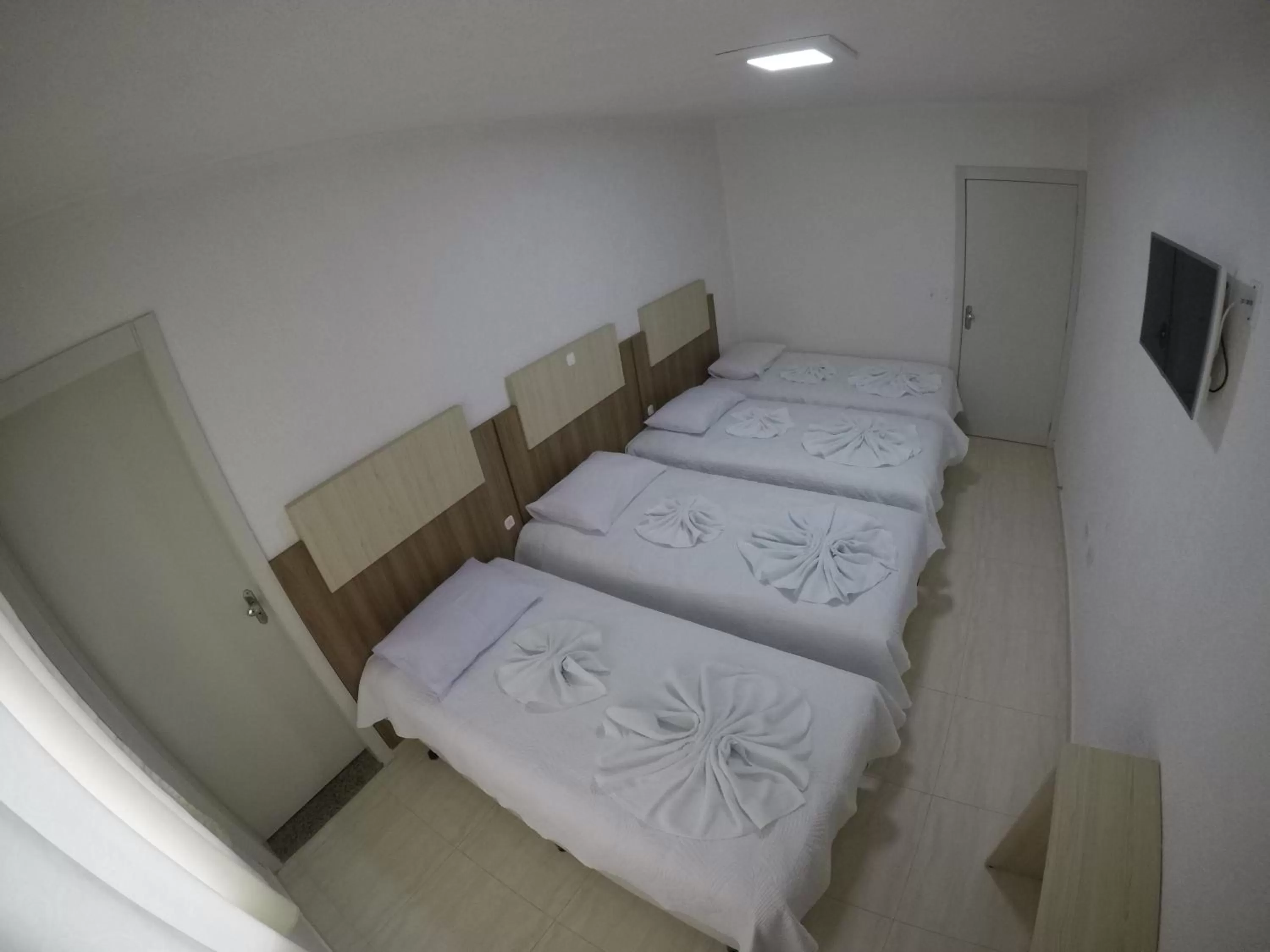 Photo of the whole room, Bed in Hotel Dove