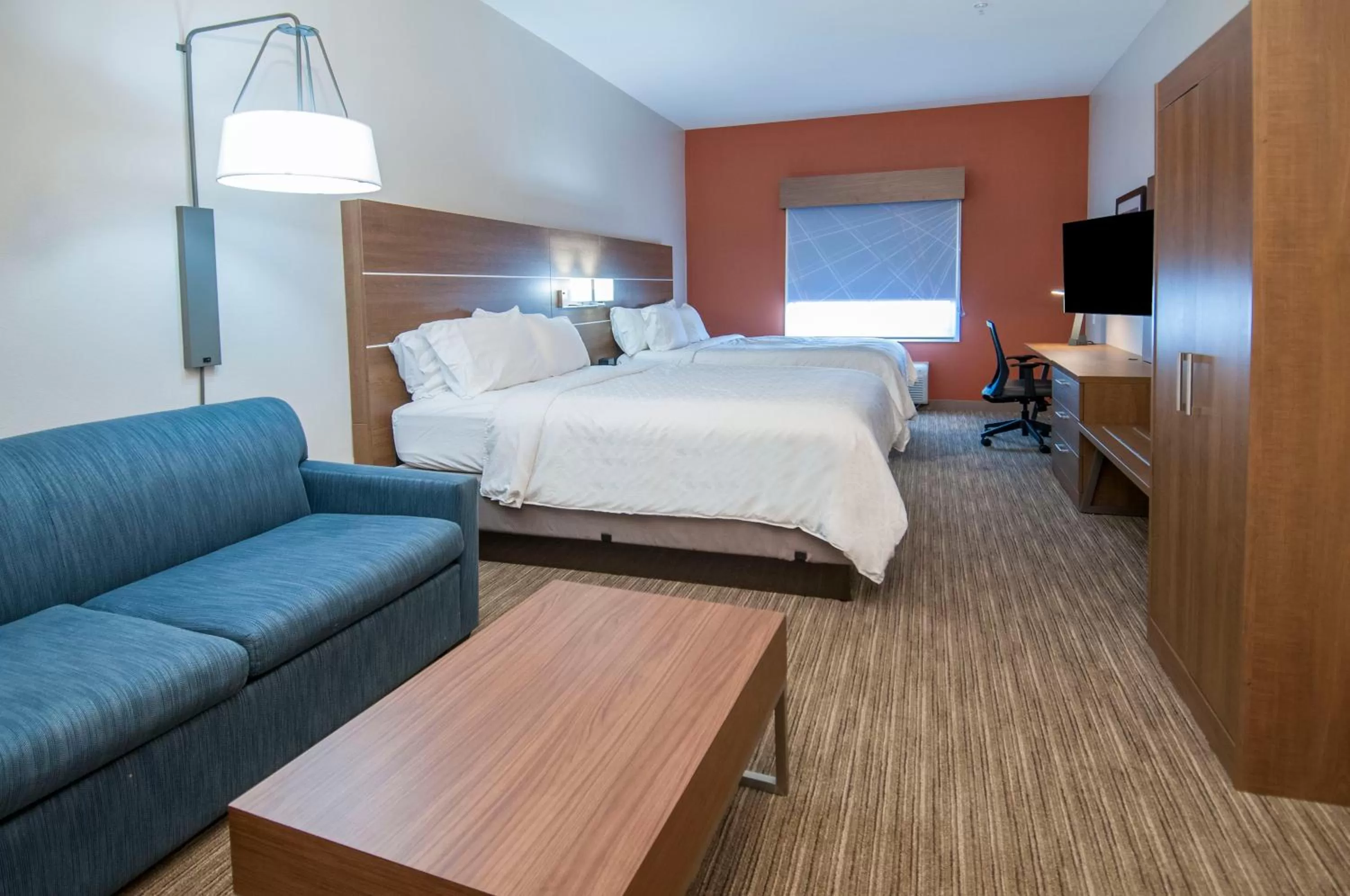 Photo of the whole room, Bed in Holiday Inn Express Hotel & Suites Biloxi- Ocean Springs by IHG