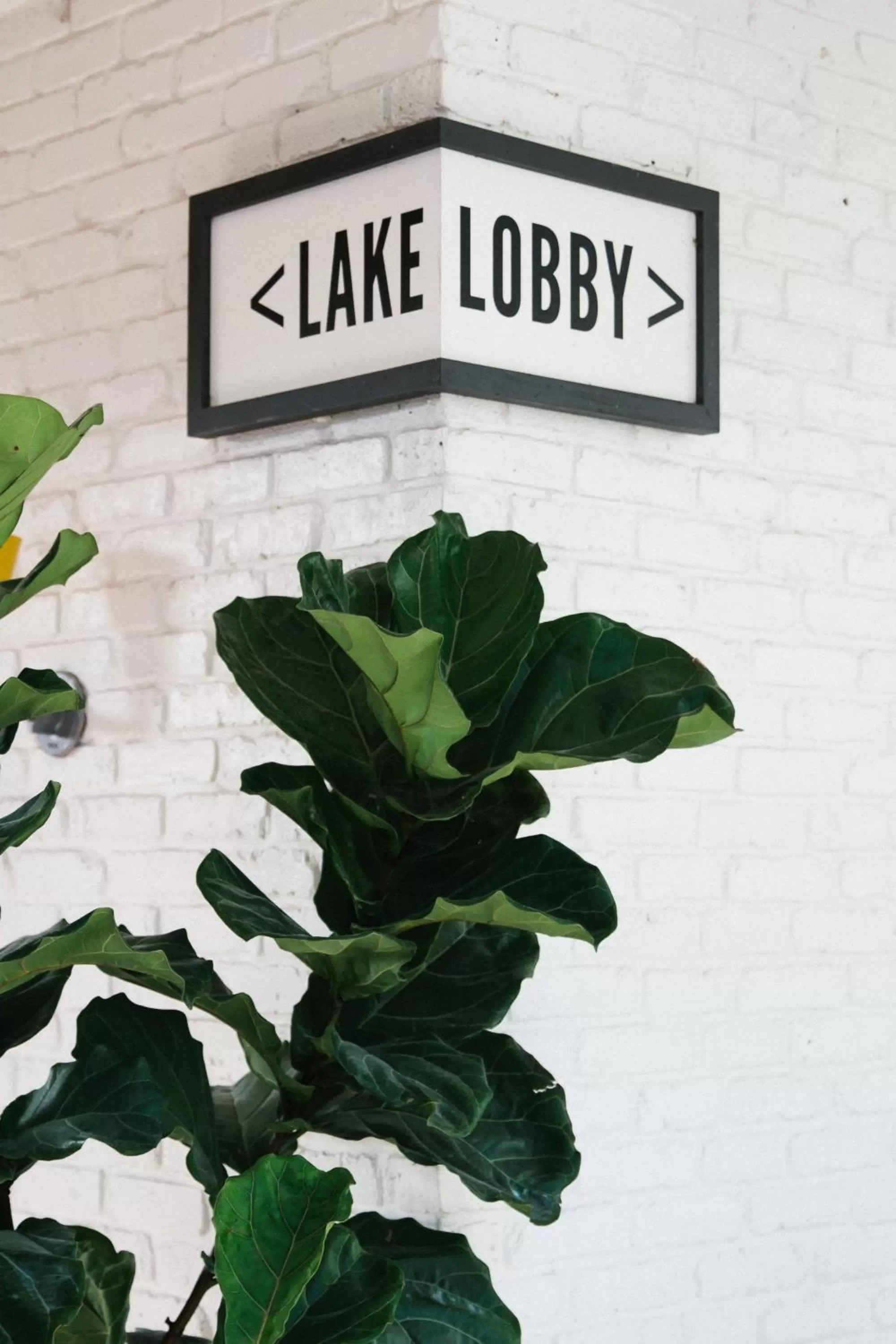 Drake Devonshire and Motor Inn