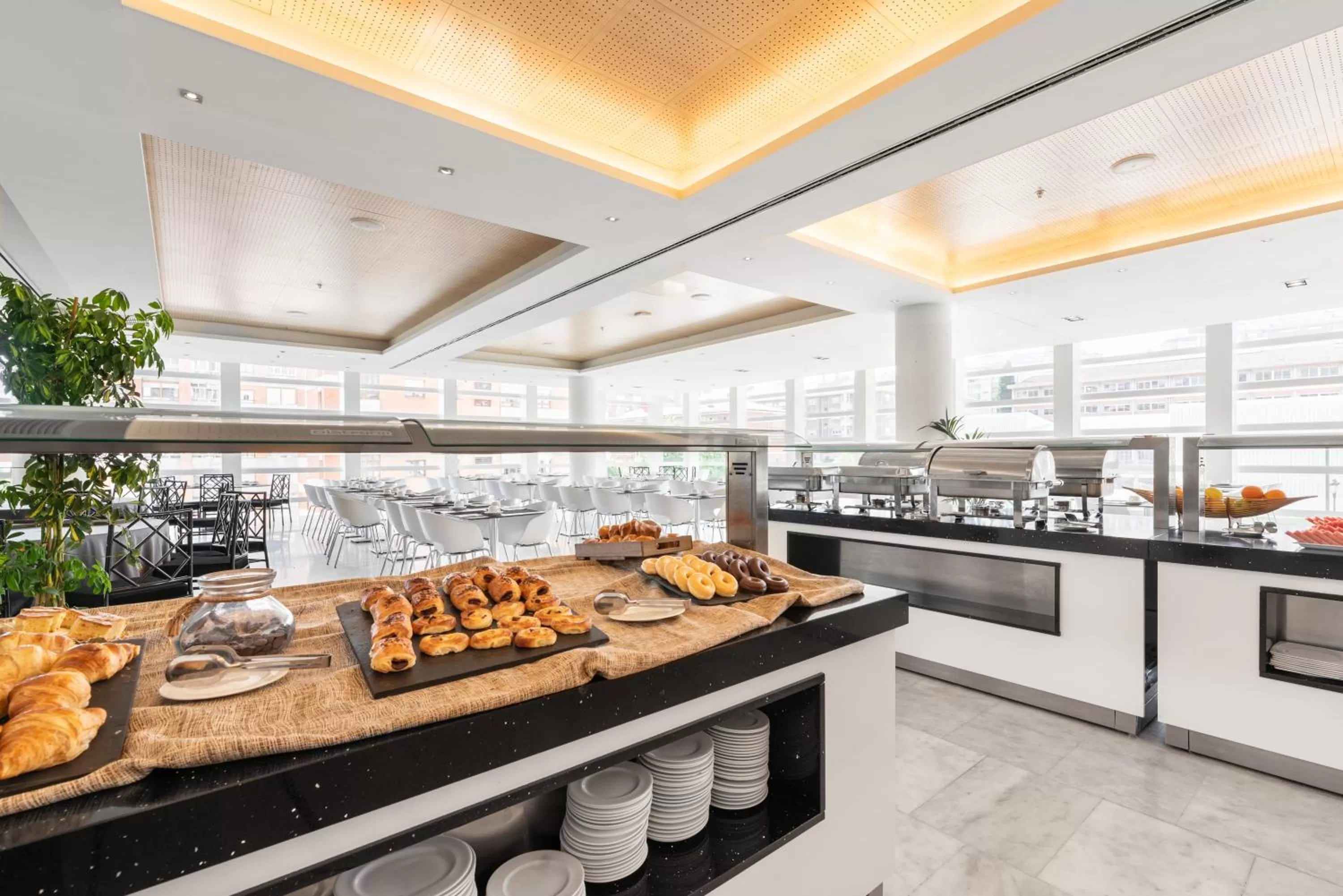 Buffet breakfast in Eurostars Palacio de Cristal