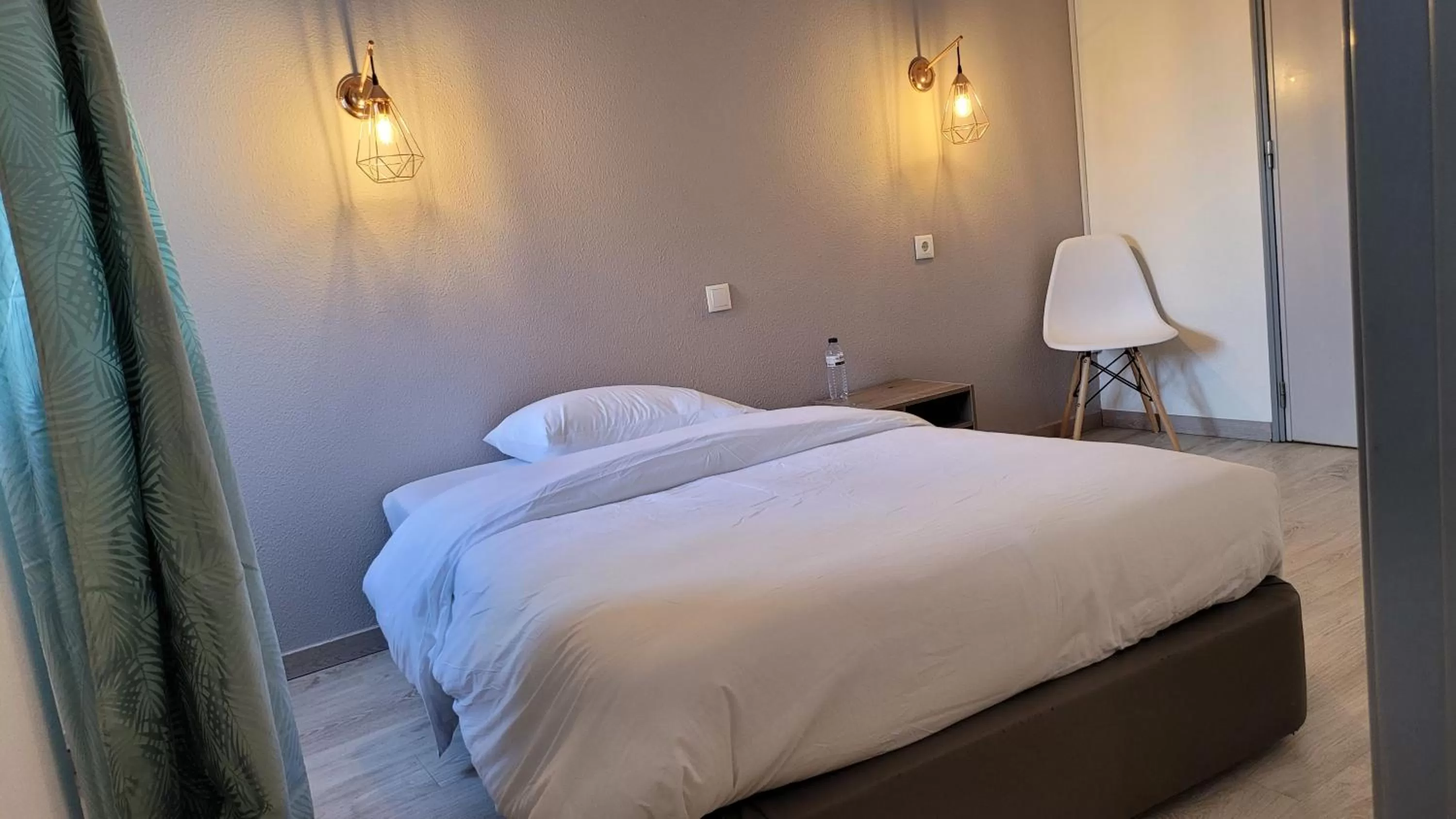Bed in Residencia Paris