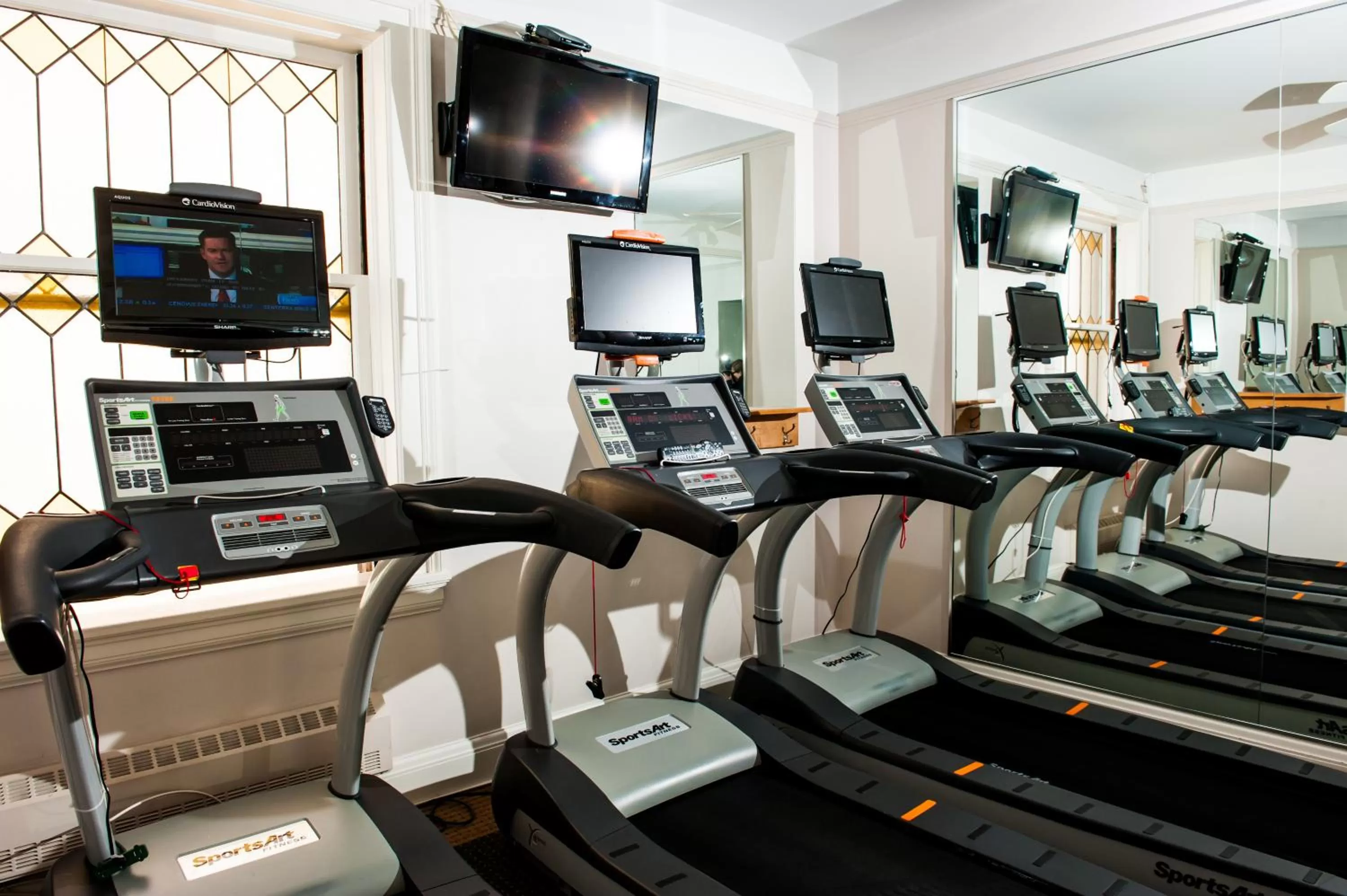 Fitness centre/facilities in The Inn at the Union Club of British Columbia