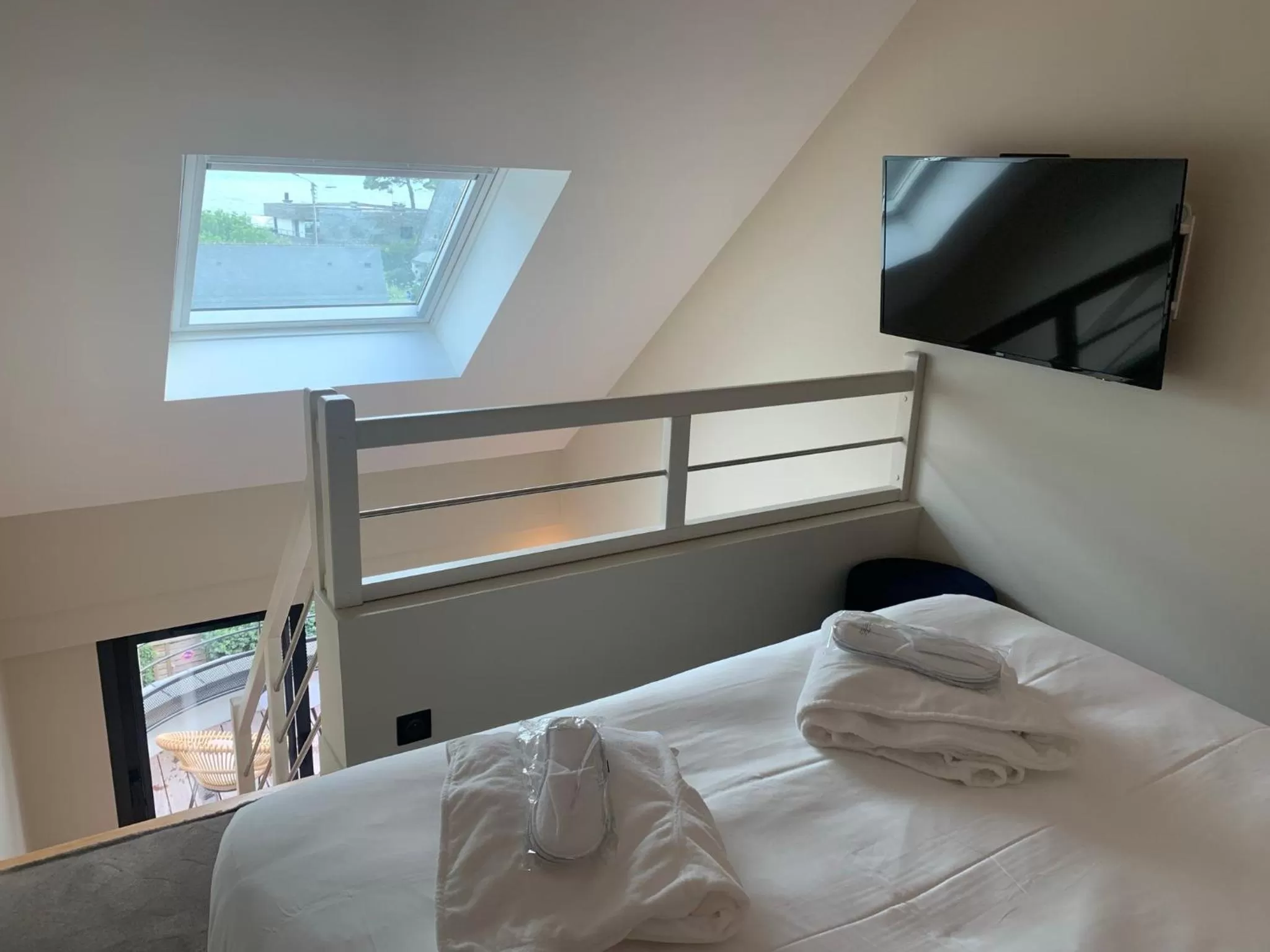 Bed in Le Celtique & Spa