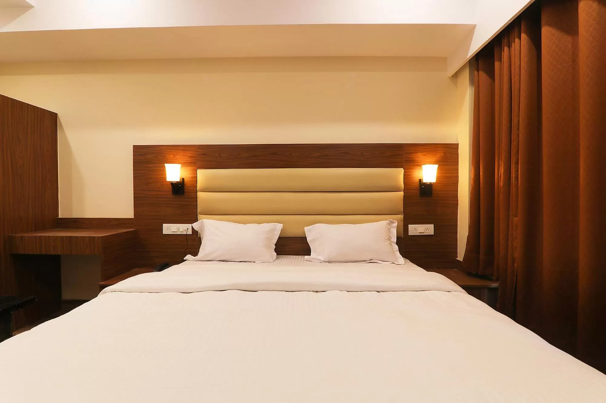 Bed in FabHotel Blueark