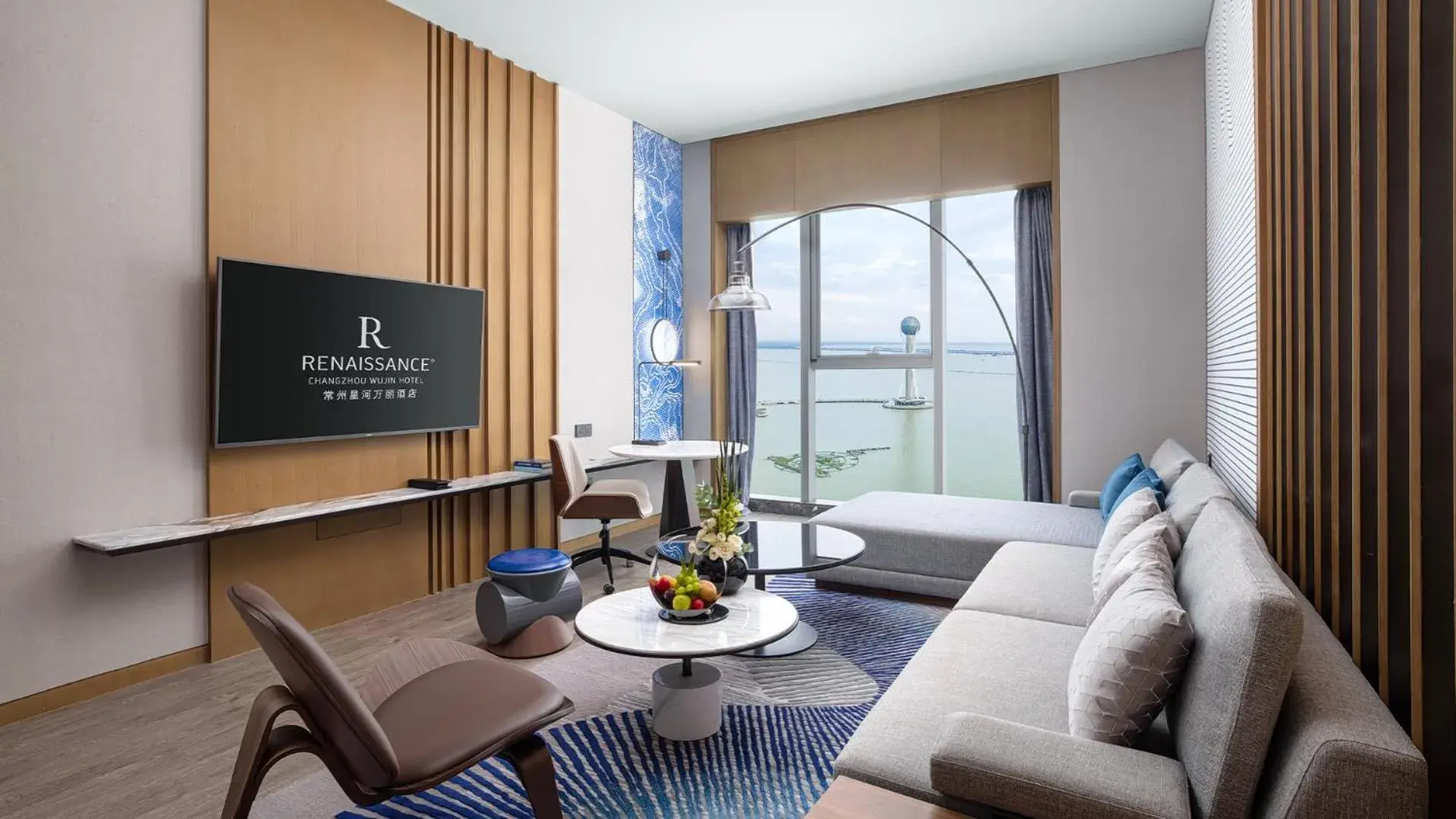 Executive Deluxe Suite in Renaissance Changzhou Wujin Hotel Executive Deluxe Suite in Renaissance Changzhou Wujin Hotel