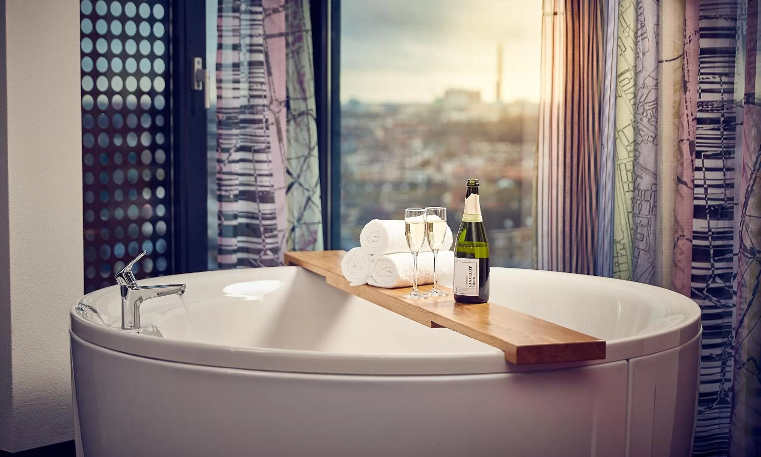 Hot Tub in Inntel Hotels Utrecht Centre