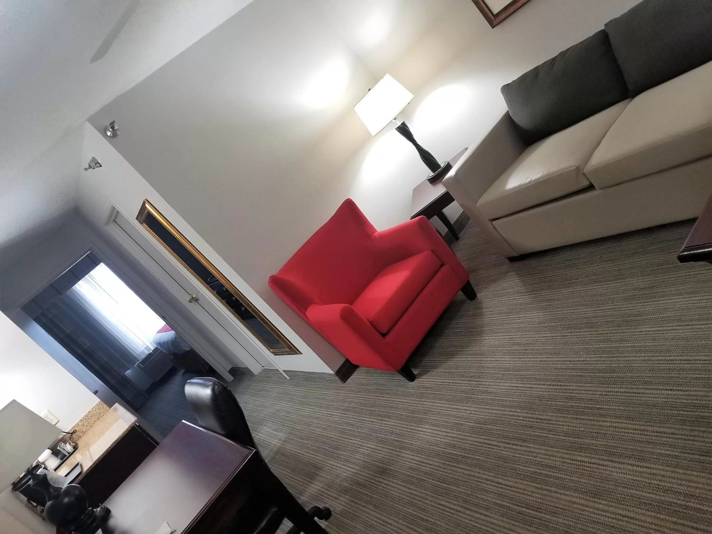 Guests in Country Inn & Suites by Radisson, Moline Airport