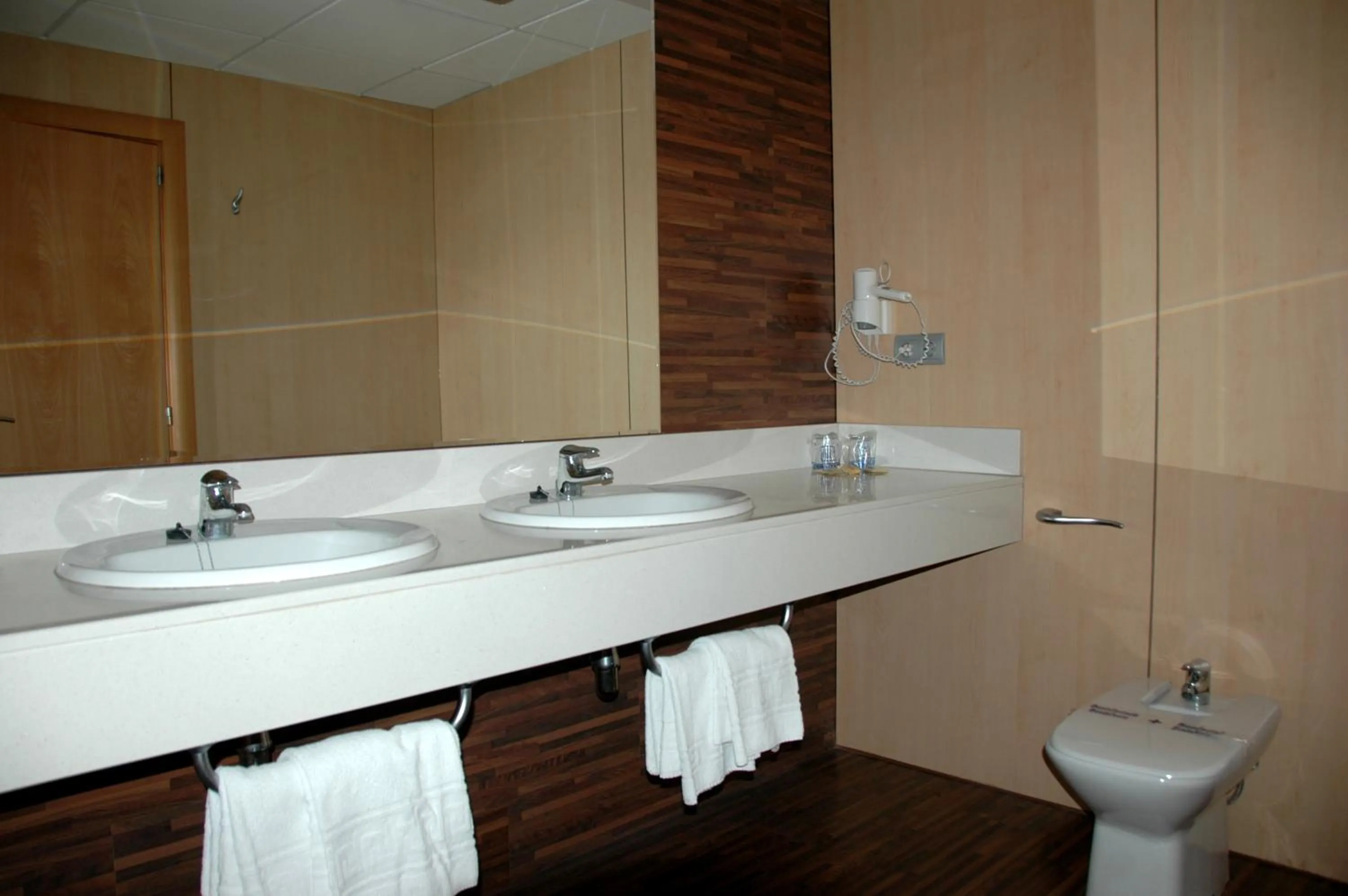 Bathroom in Hotel President