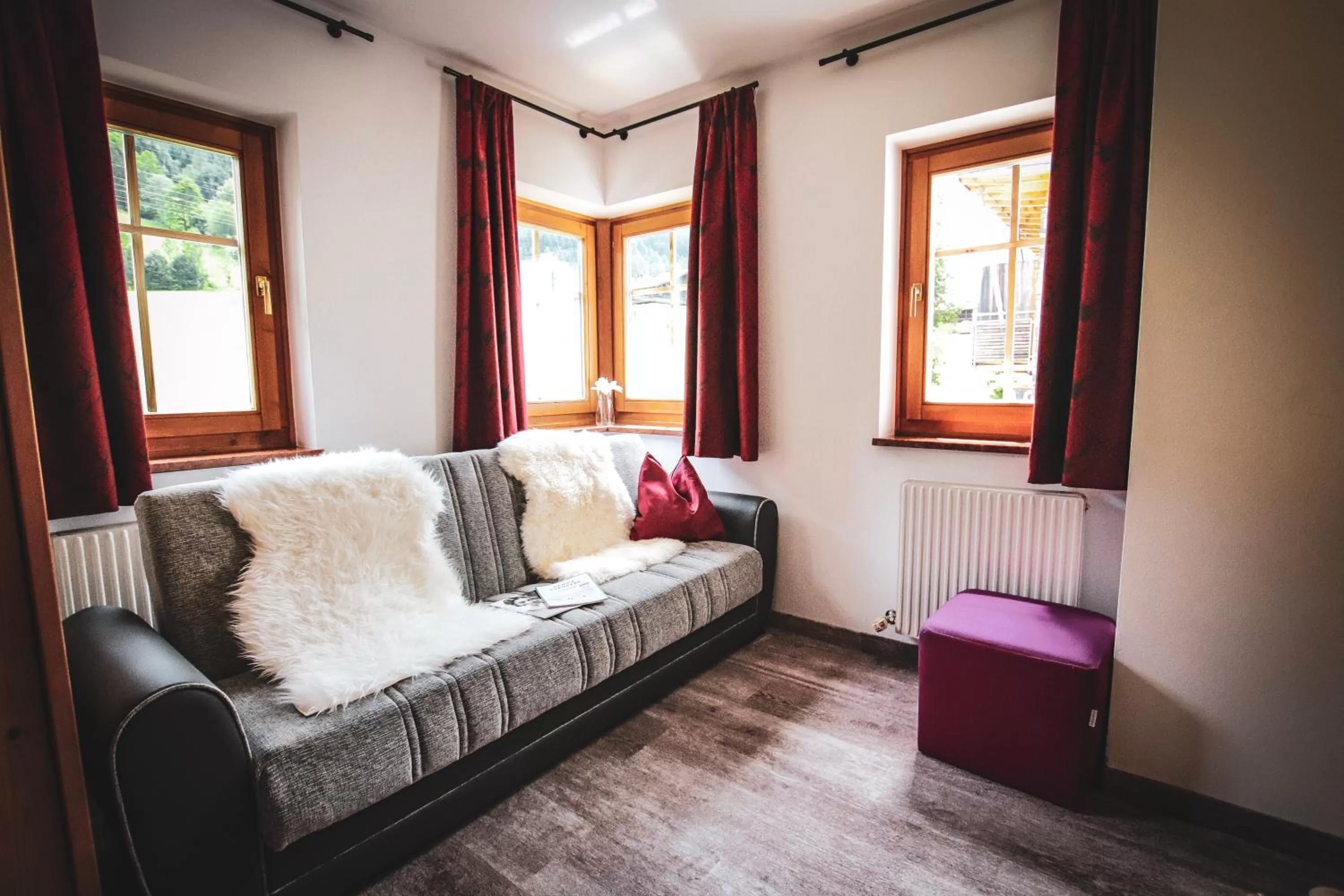 Decorative detail in ACTIVE by Leitner's