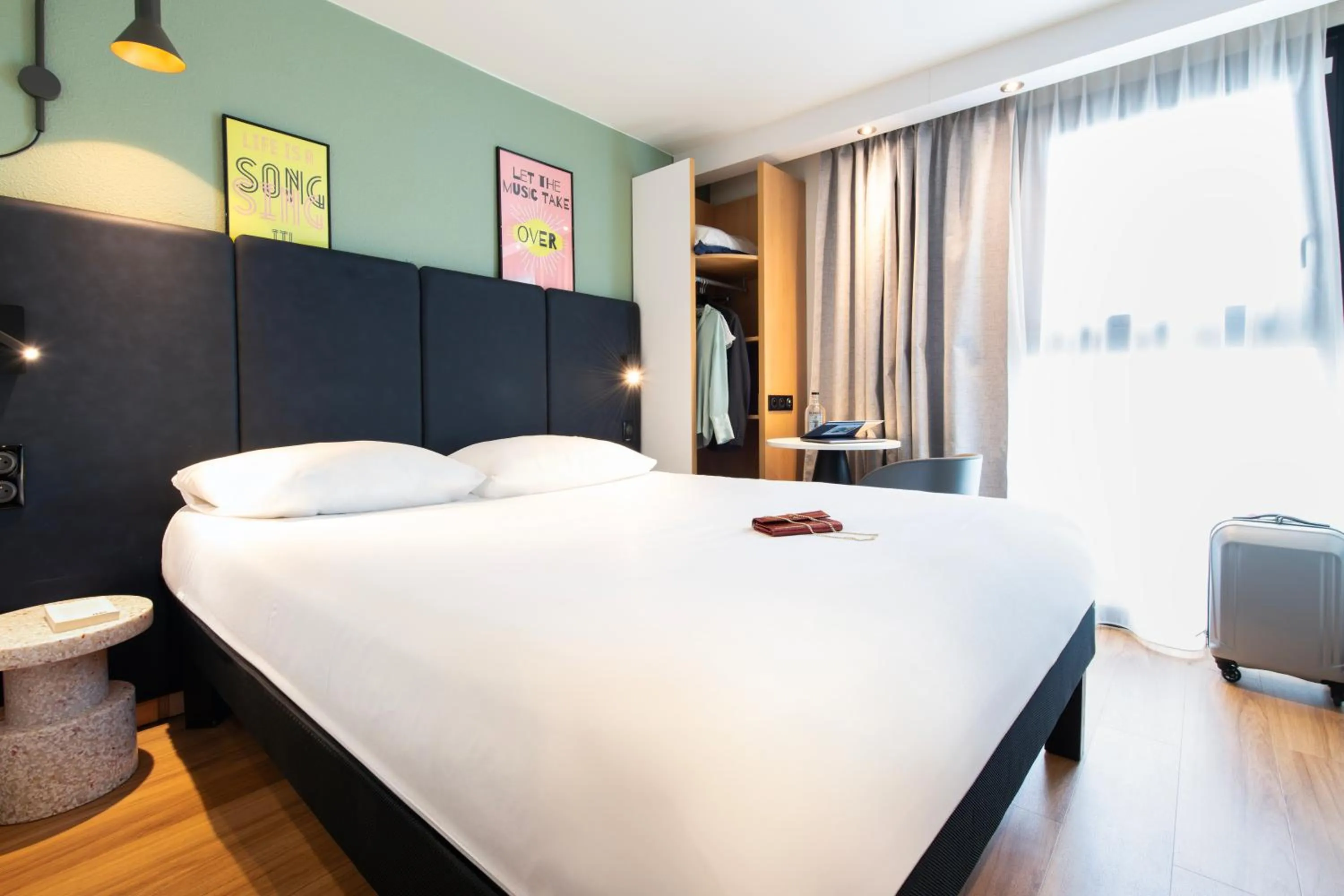 Bedroom, Bed in ibis Paris Bastille Faubourg St Antoine