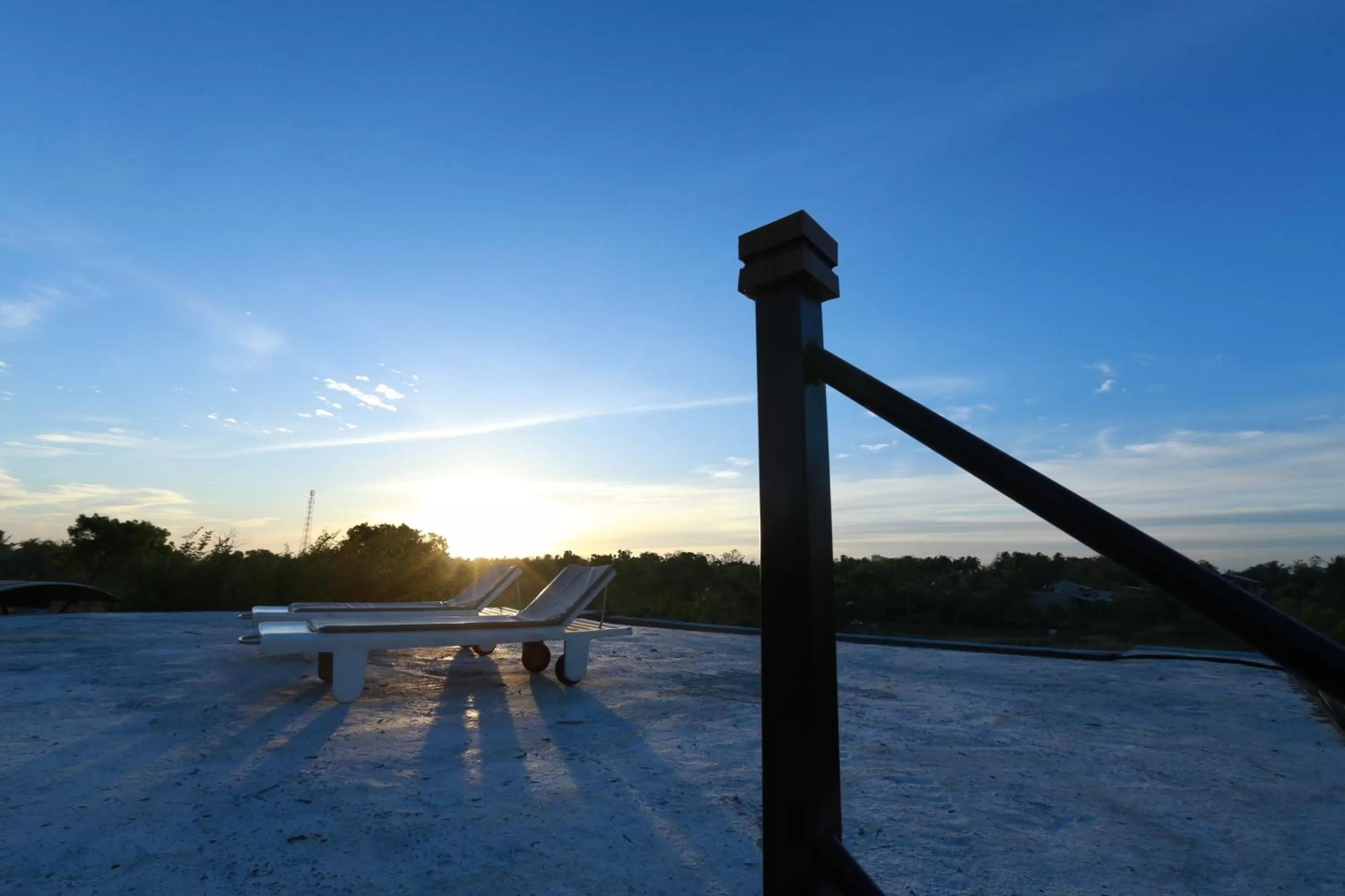 Sunset in Eco Hotel Black & White - Anuradhapura