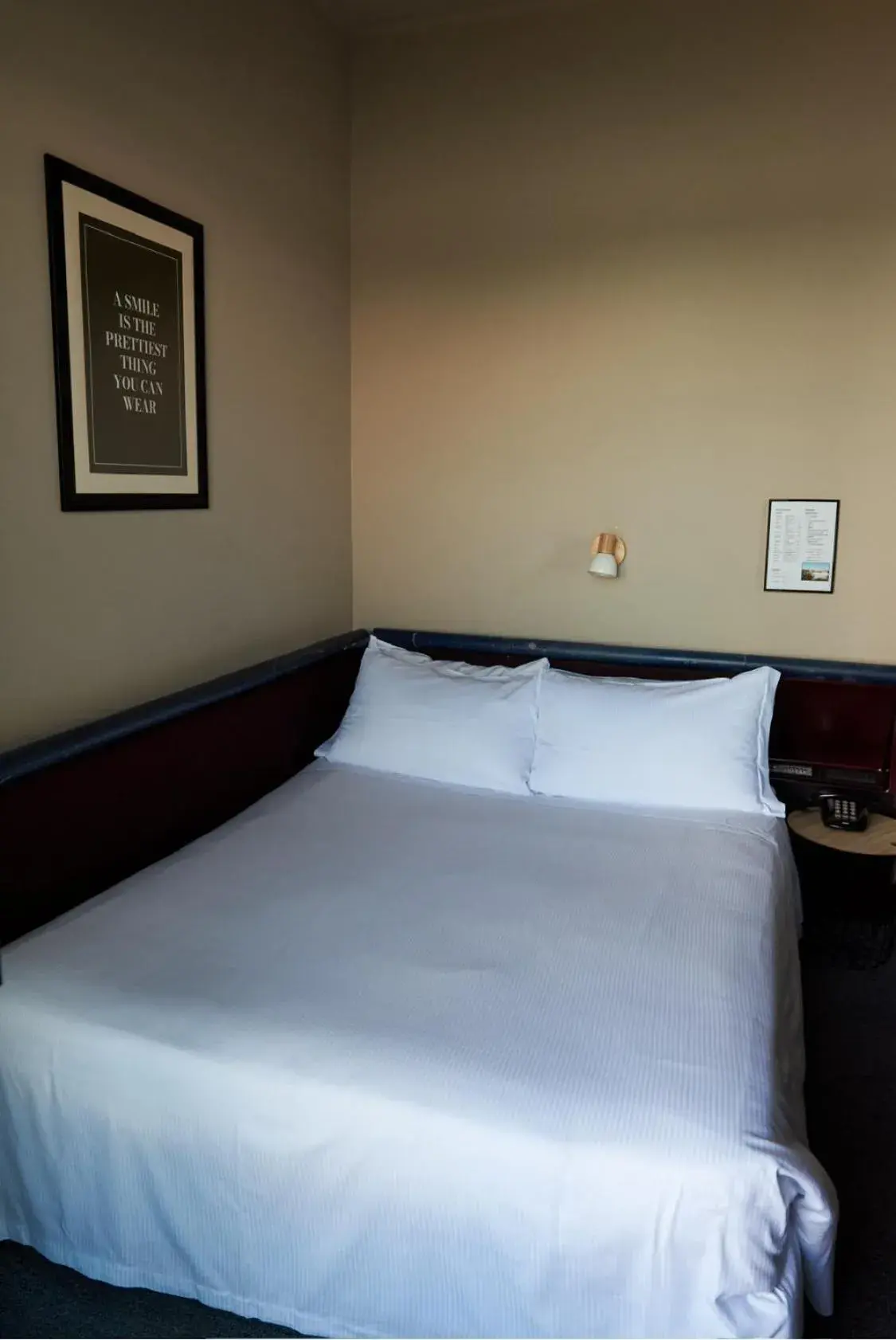 Double Room with Lake View - single occupancy in Hotel Concorde Double Room with Lake View - single occupancy in Hotel Concorde