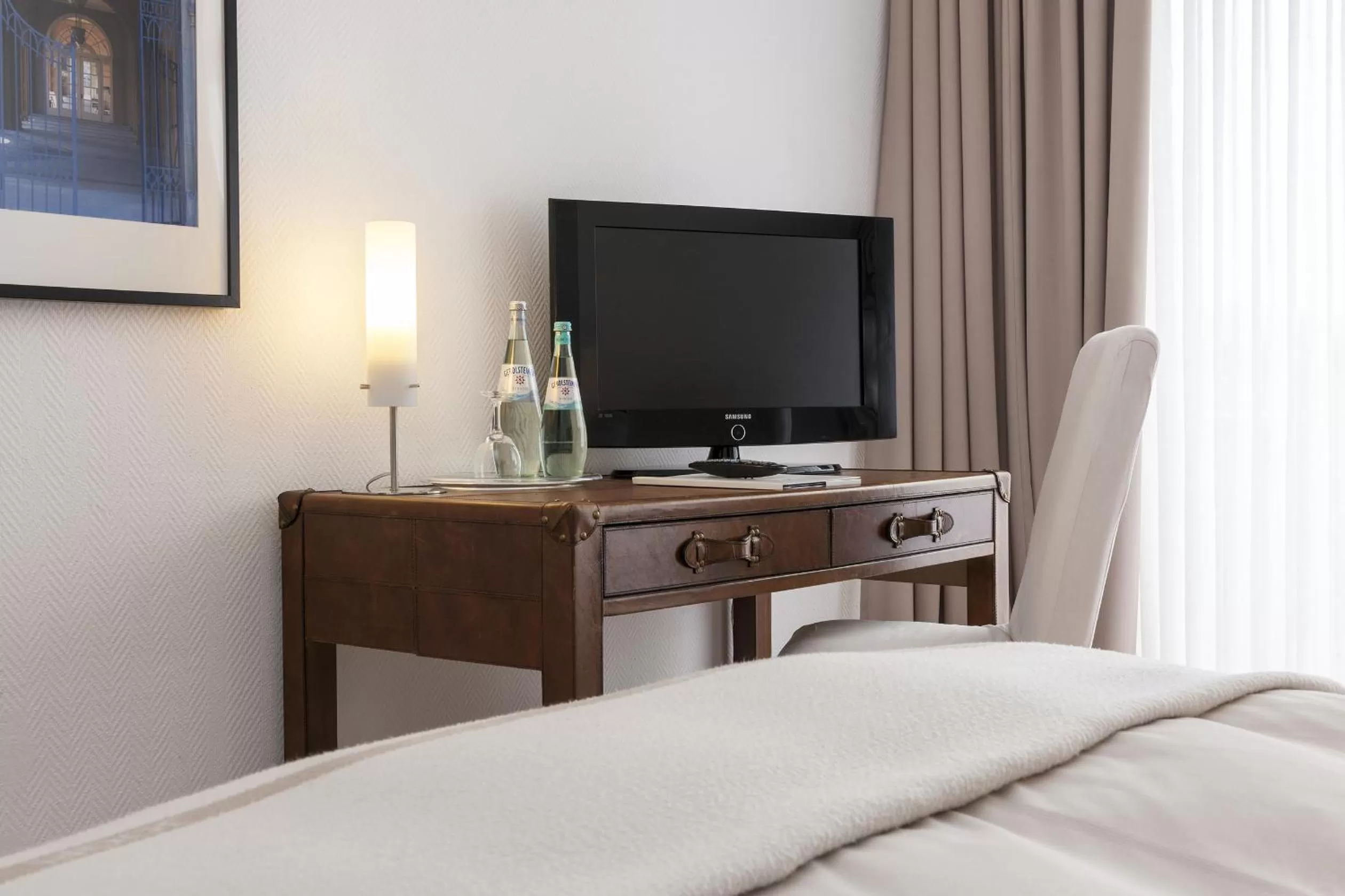 TV and multimedia, Bed in BRISTOL Hotel Bad Kissingen