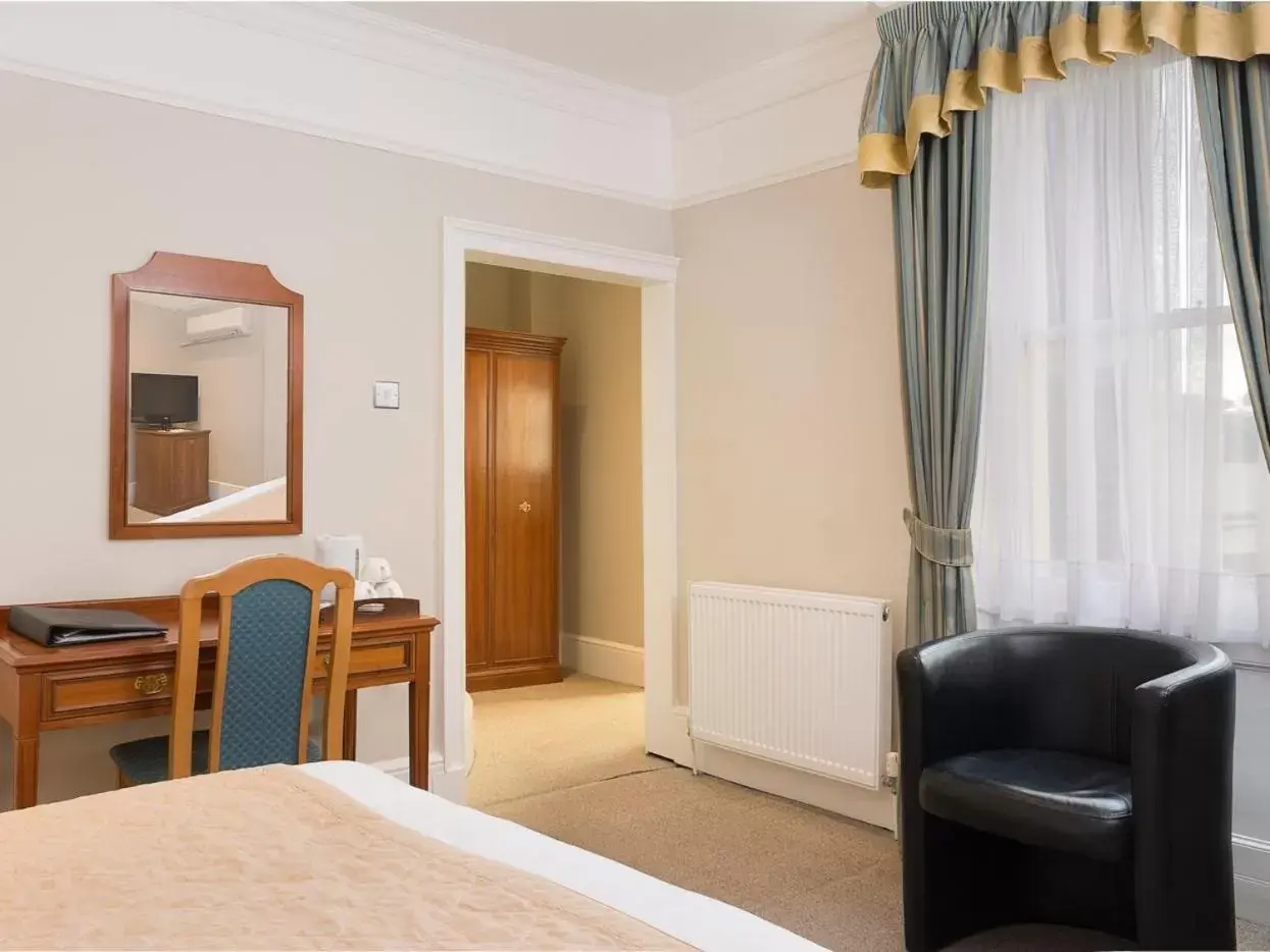 Superior Double Room in Staunton Hotel - B&B Superior Double Room in Staunton Hotel - B&B