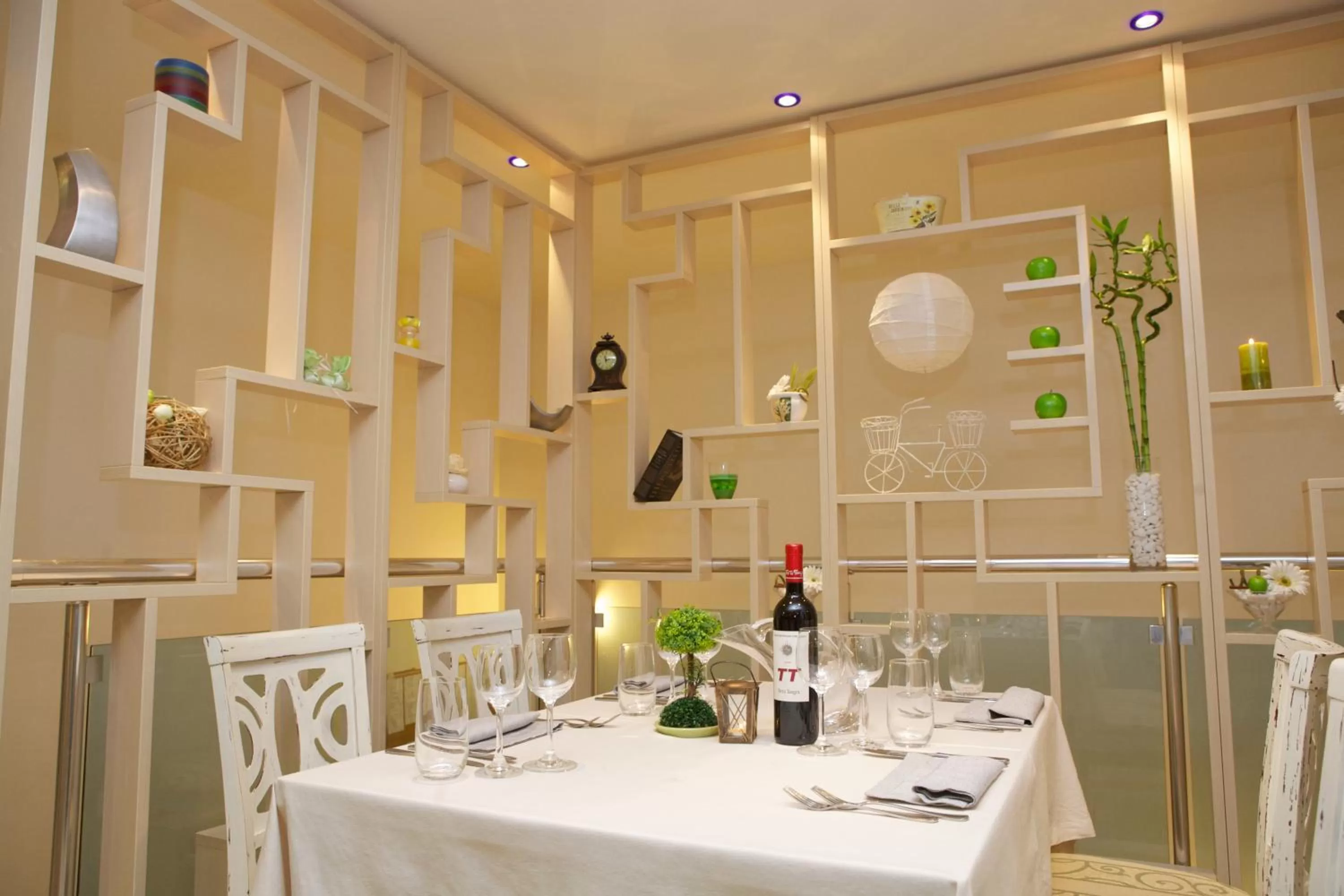 Restaurant/places to eat in Hotel Fors