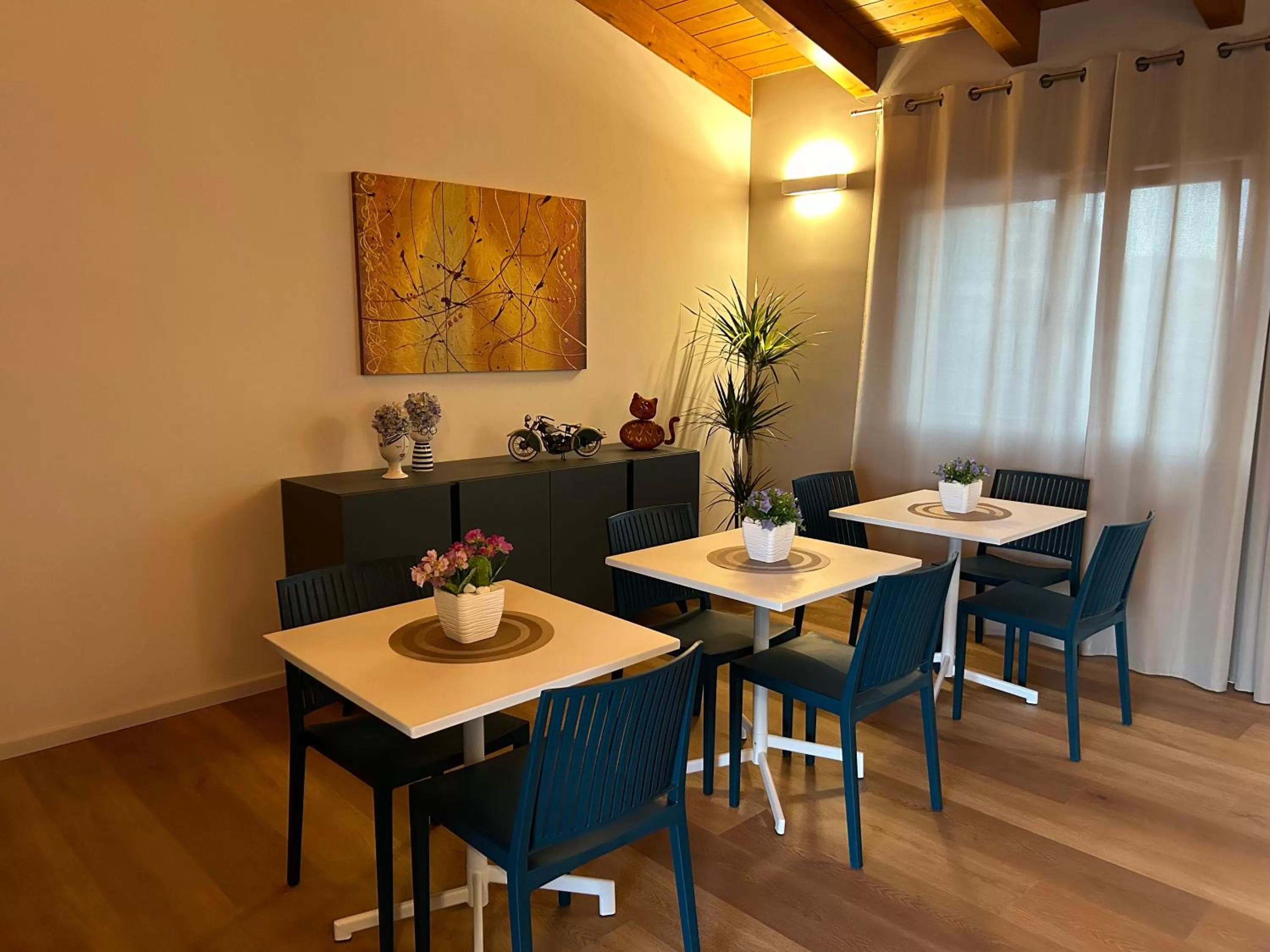 Restaurant/Places to Eat in Ferdinando’s House