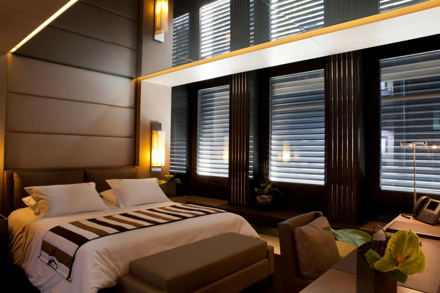 Photo of the whole room, Bed in Key Hotel