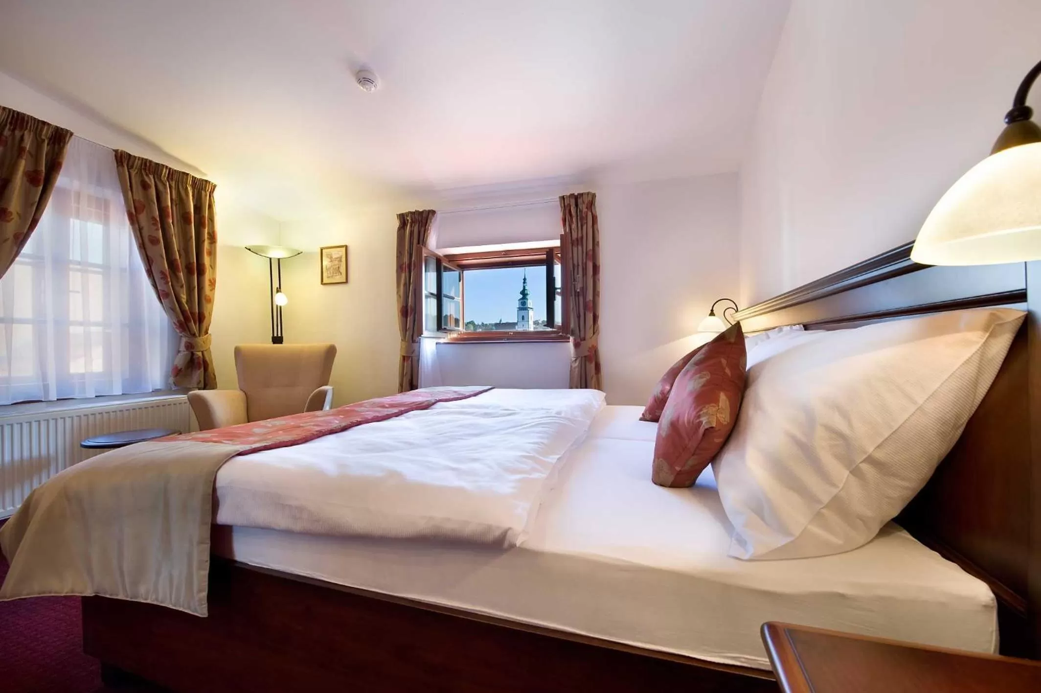 Bed in Hotel Joseph 1699