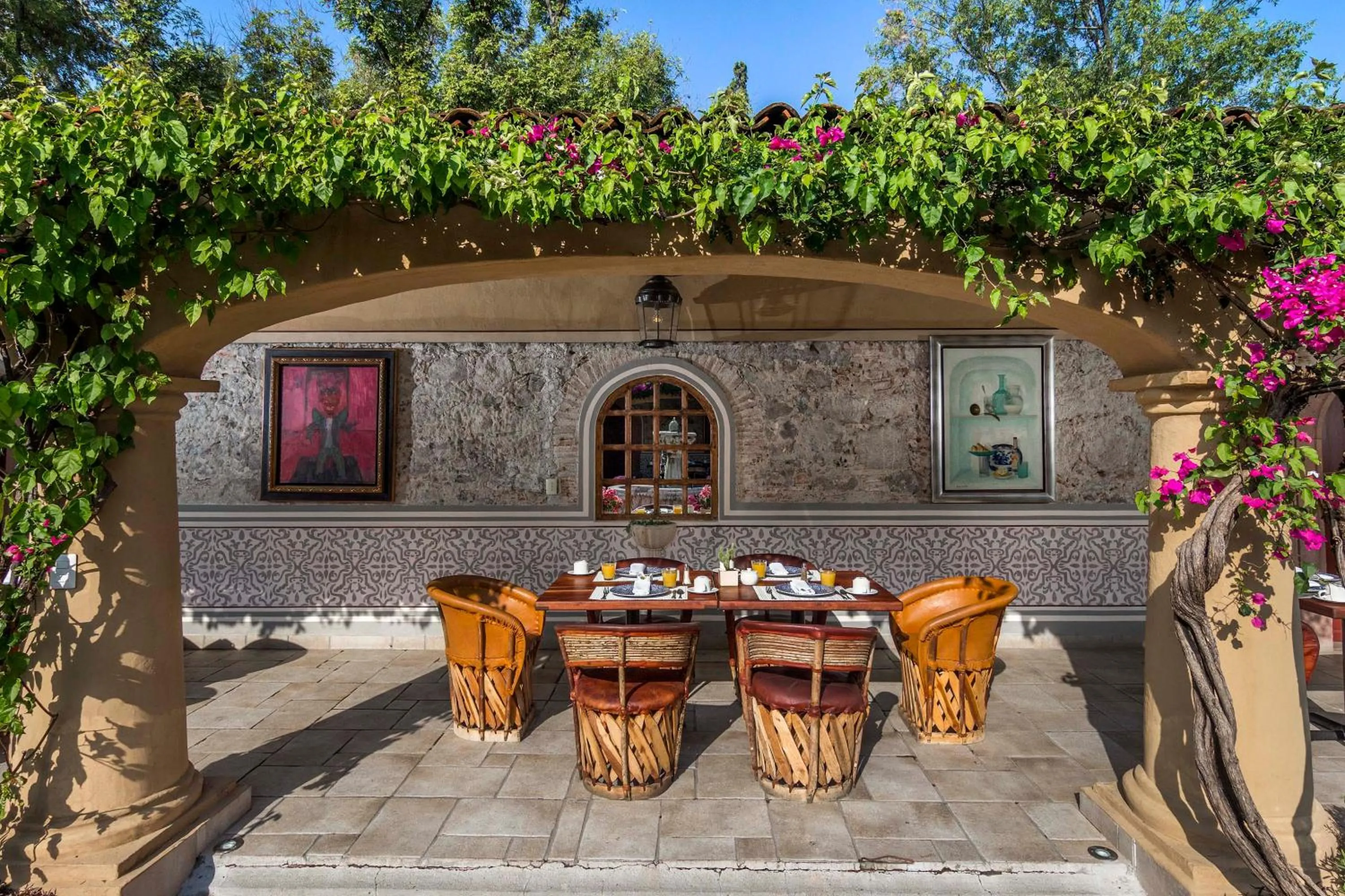 Restaurant/places to eat in Villa Santa Mónica