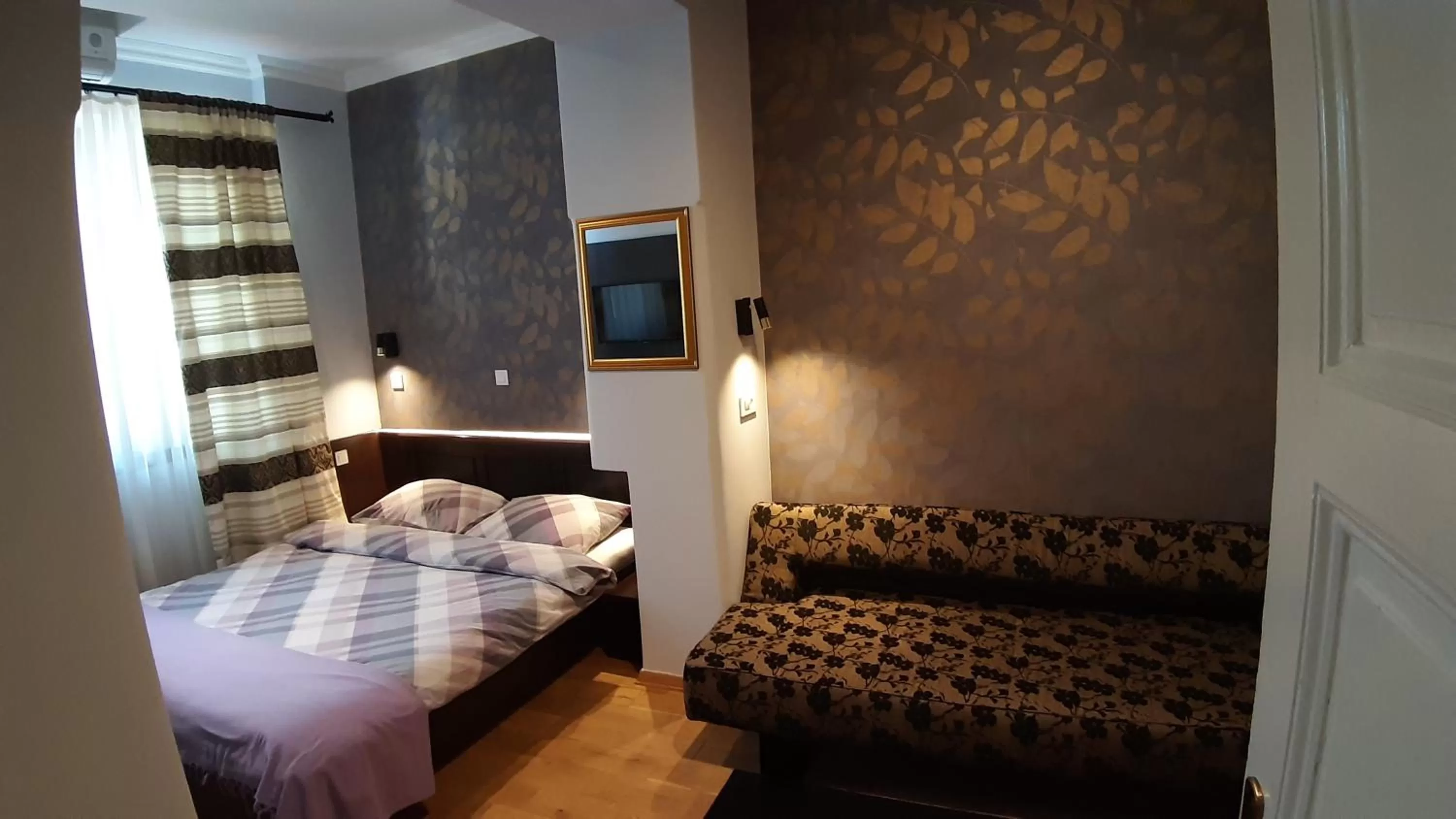 Photo of the whole room, Bed in Maksimilian Osijek