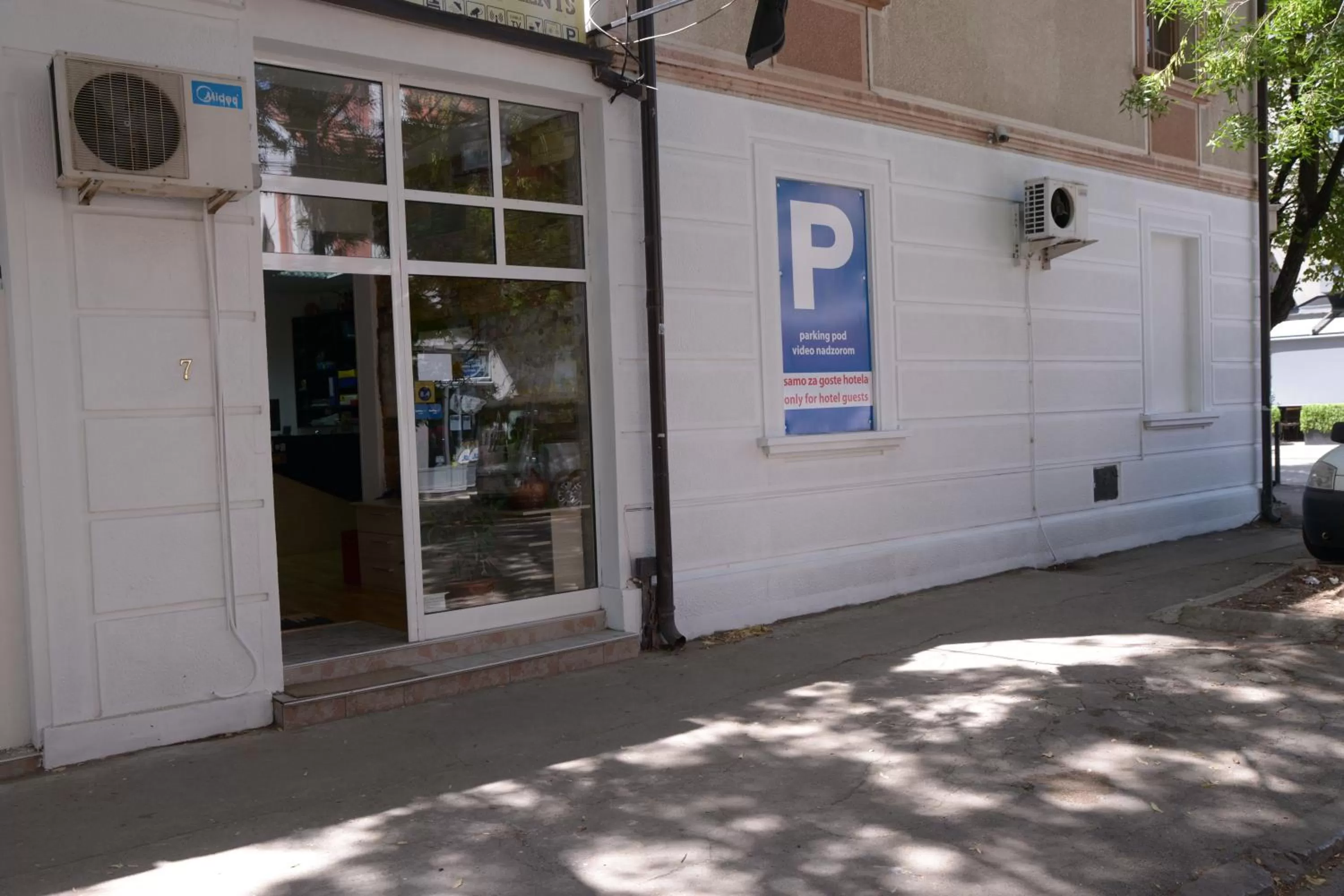 Facade/entrance in Guest House GOLDEN COIN