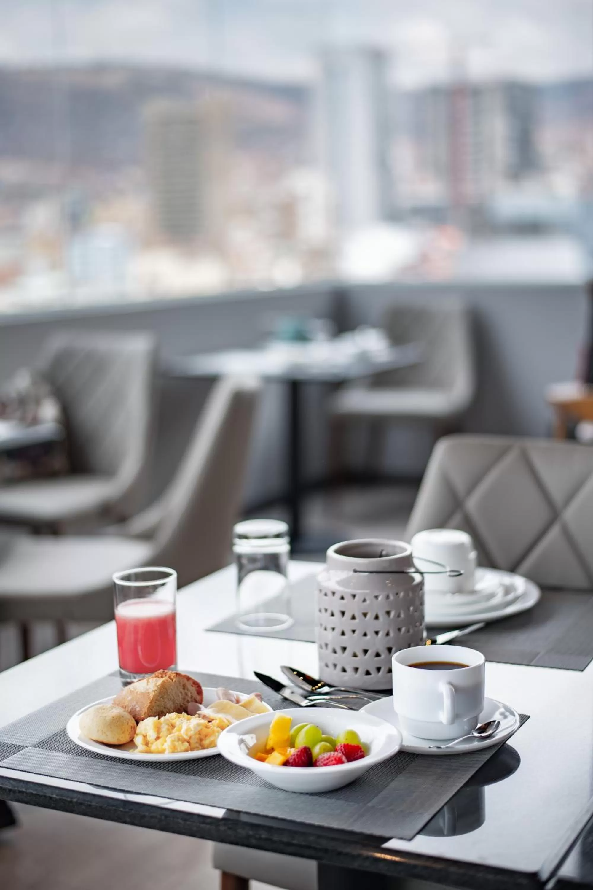 Breakfast in Mitru Express Hotel