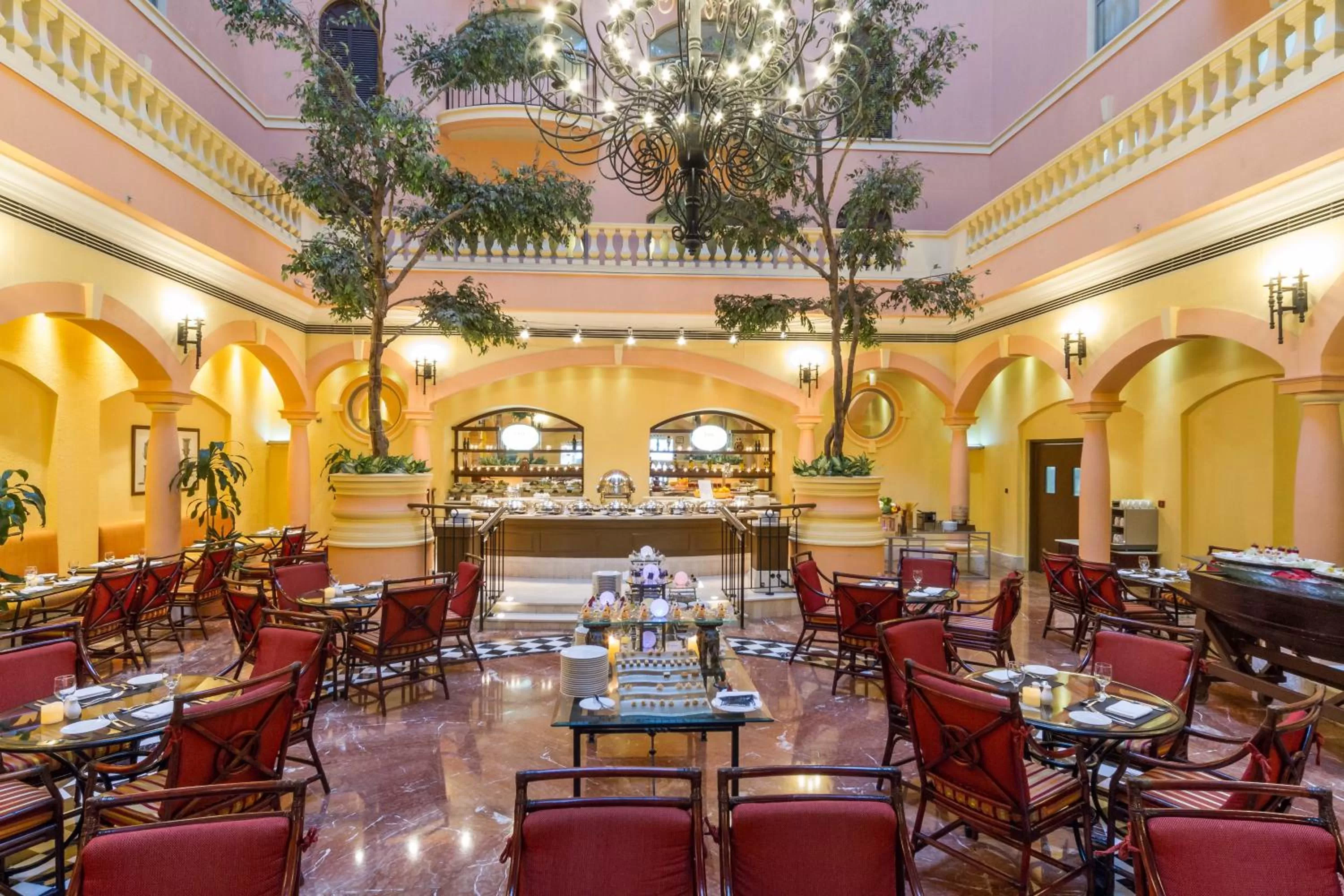 Restaurant/Places to Eat in Grand Excelsior Hotel Deira