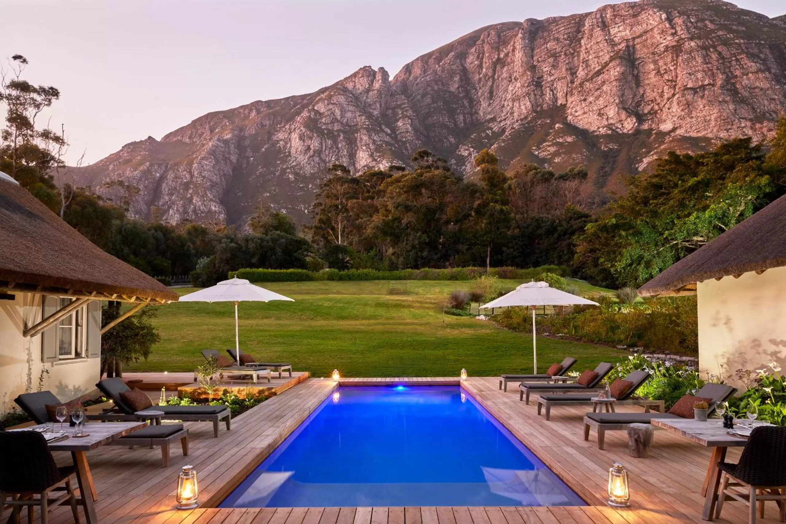 Restaurant/places to eat in The Thatch House Boutique Hotel, Hermanus