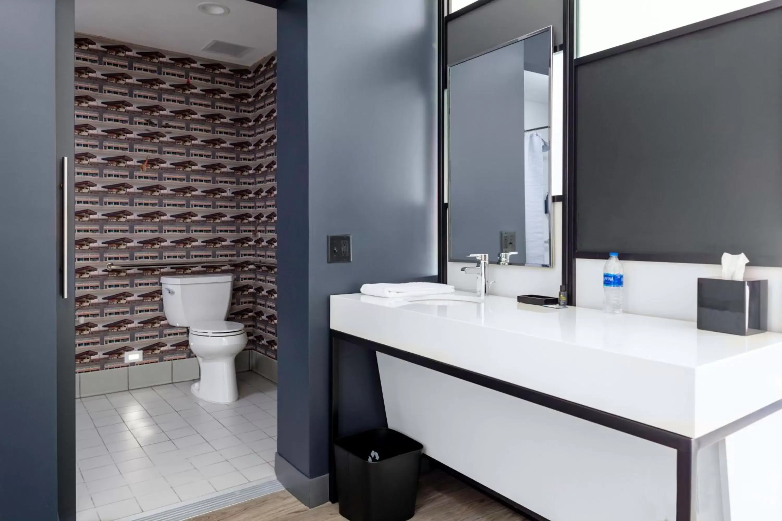 King Room - Hearing Accessible in Aloft Savannah Airport King Room - Hearing Accessible in Aloft Savannah Airport