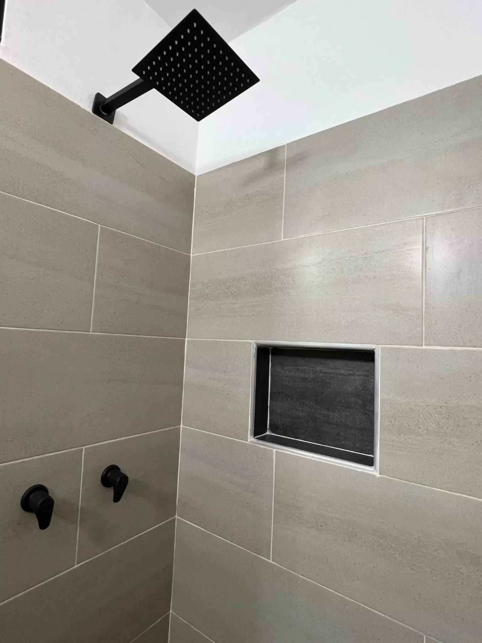 Shower, Bathroom in HOTEL 9.5 SAN FERNANDO