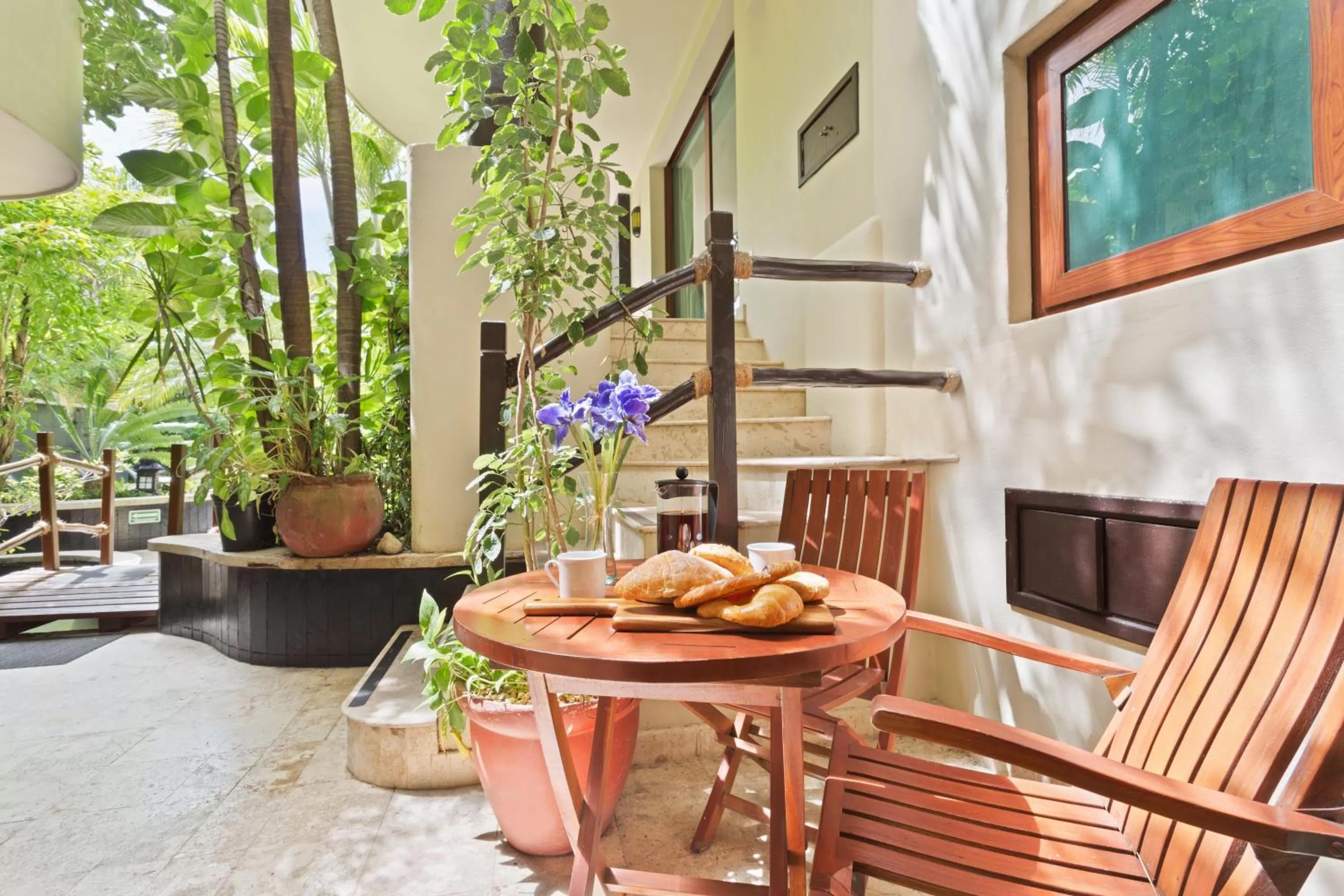 Patio in El Taj Oceanfront and Beachside Condo Hotel