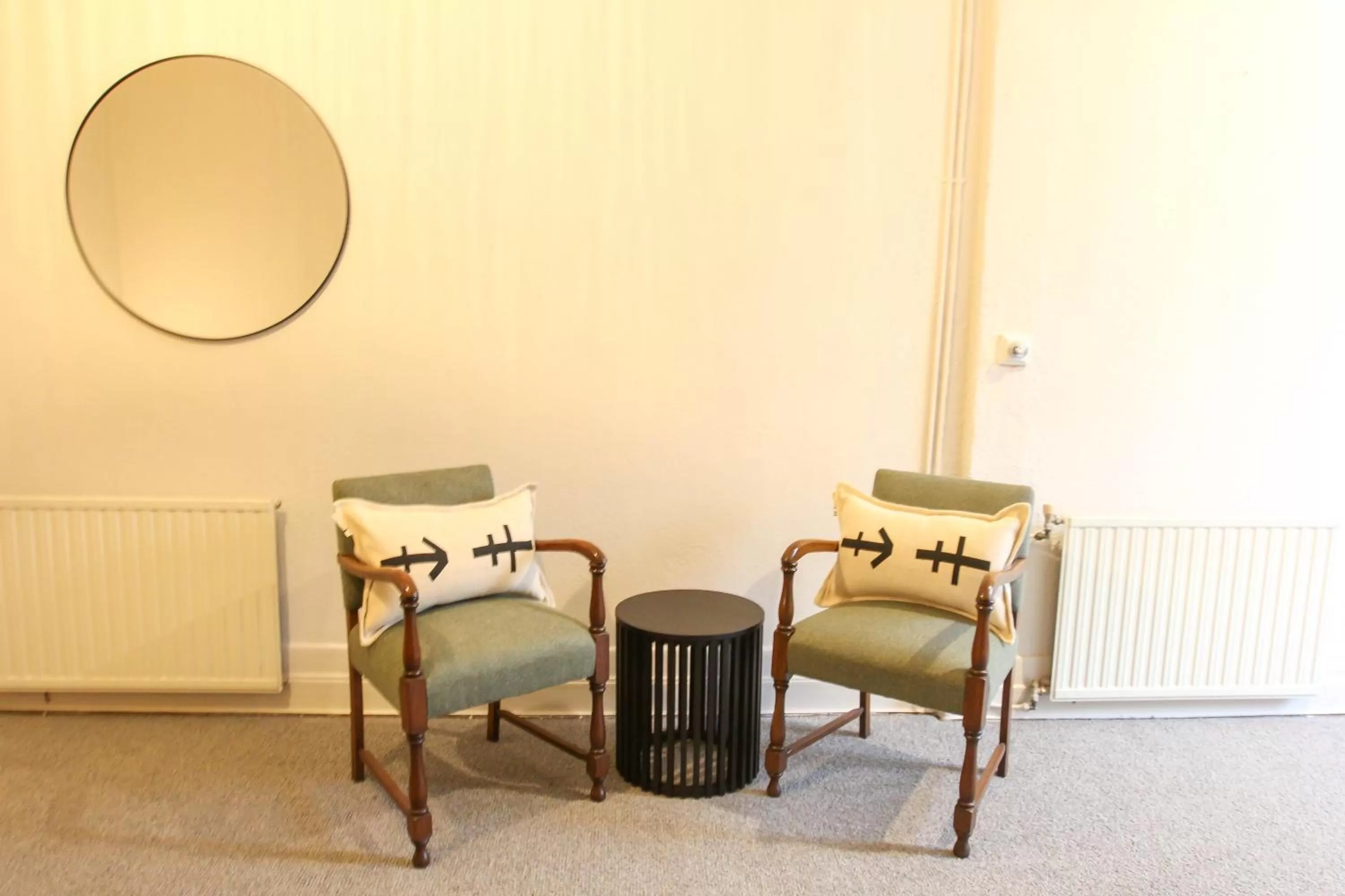 Alpine Hotel, Eat Drink Sleep