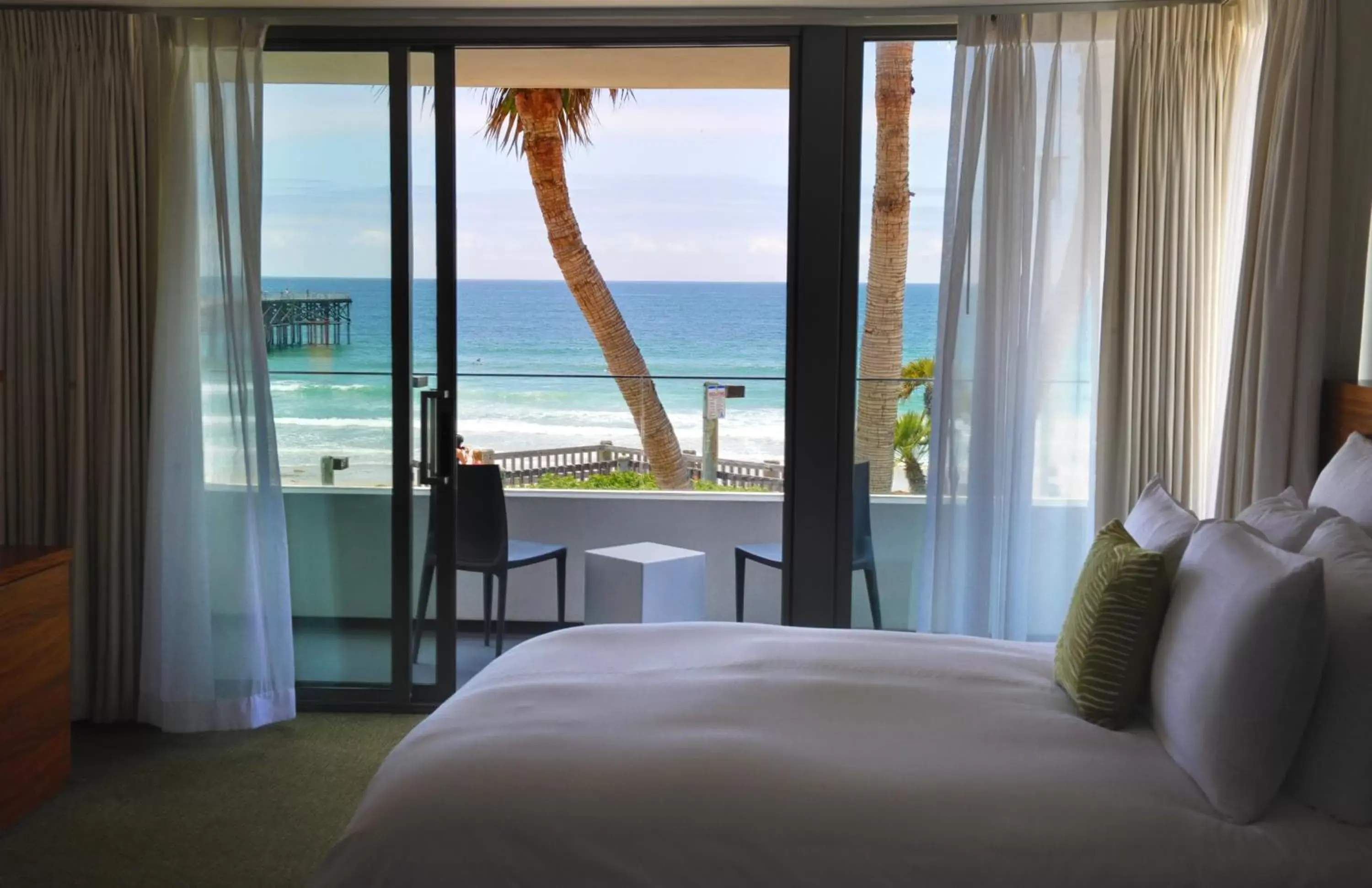 Surf Pad in Tower 23 Hotel Surf Pad in Tower 23 Hotel