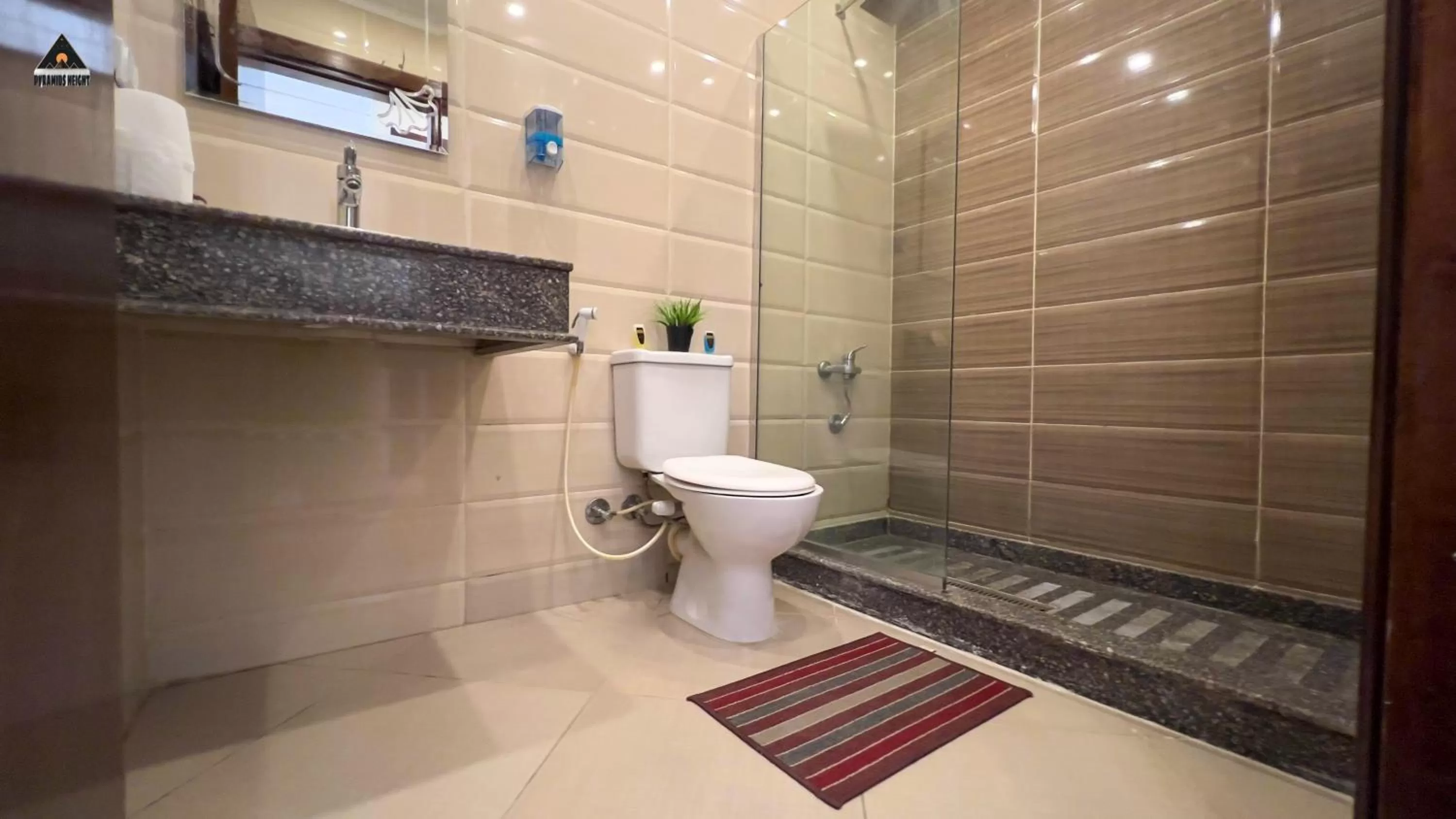 Shower in Pyramids Height Hotel & Pyramids Master Scene Rooftop