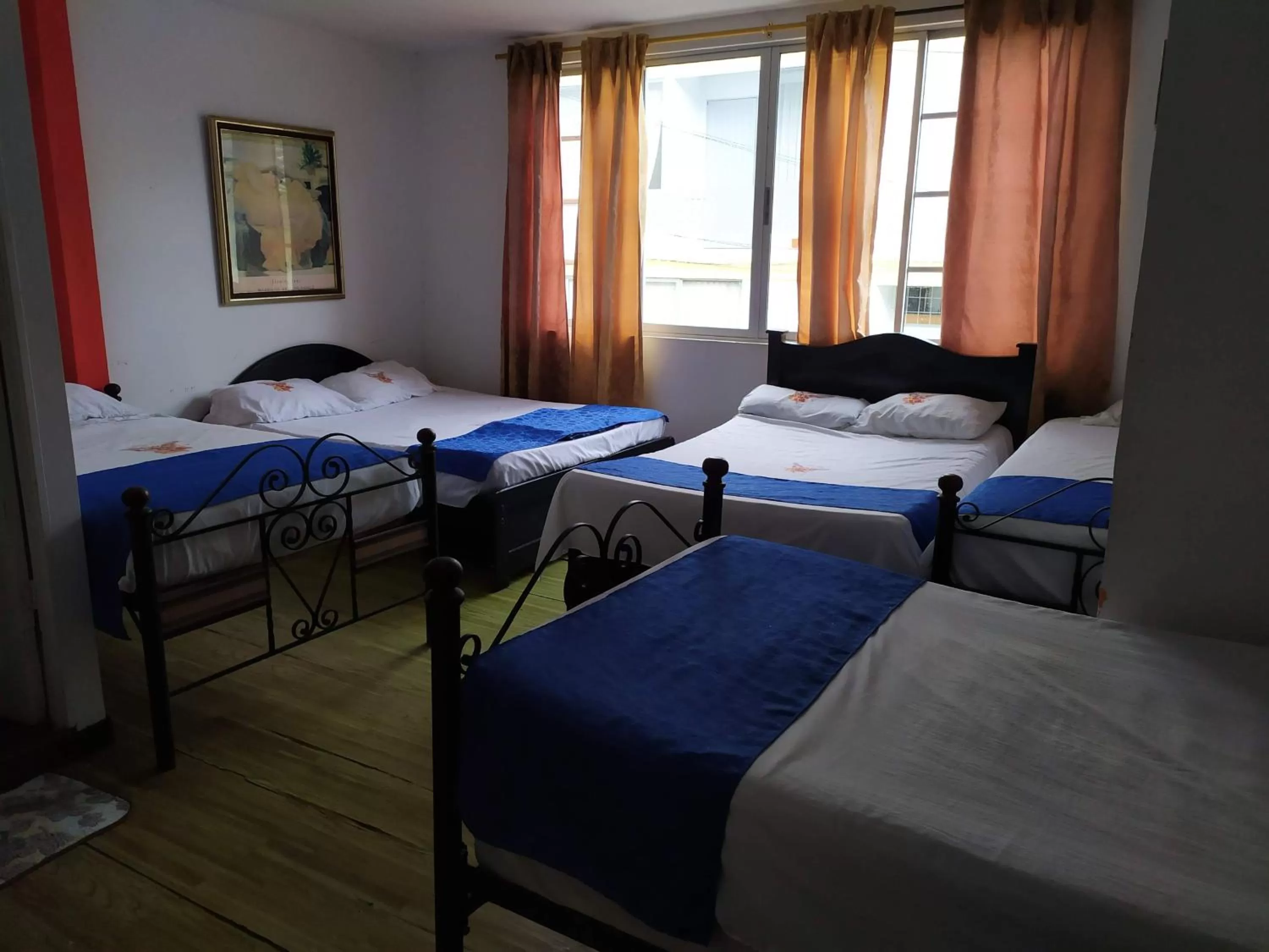 Bed in HOTEL LOS ÁNGELES