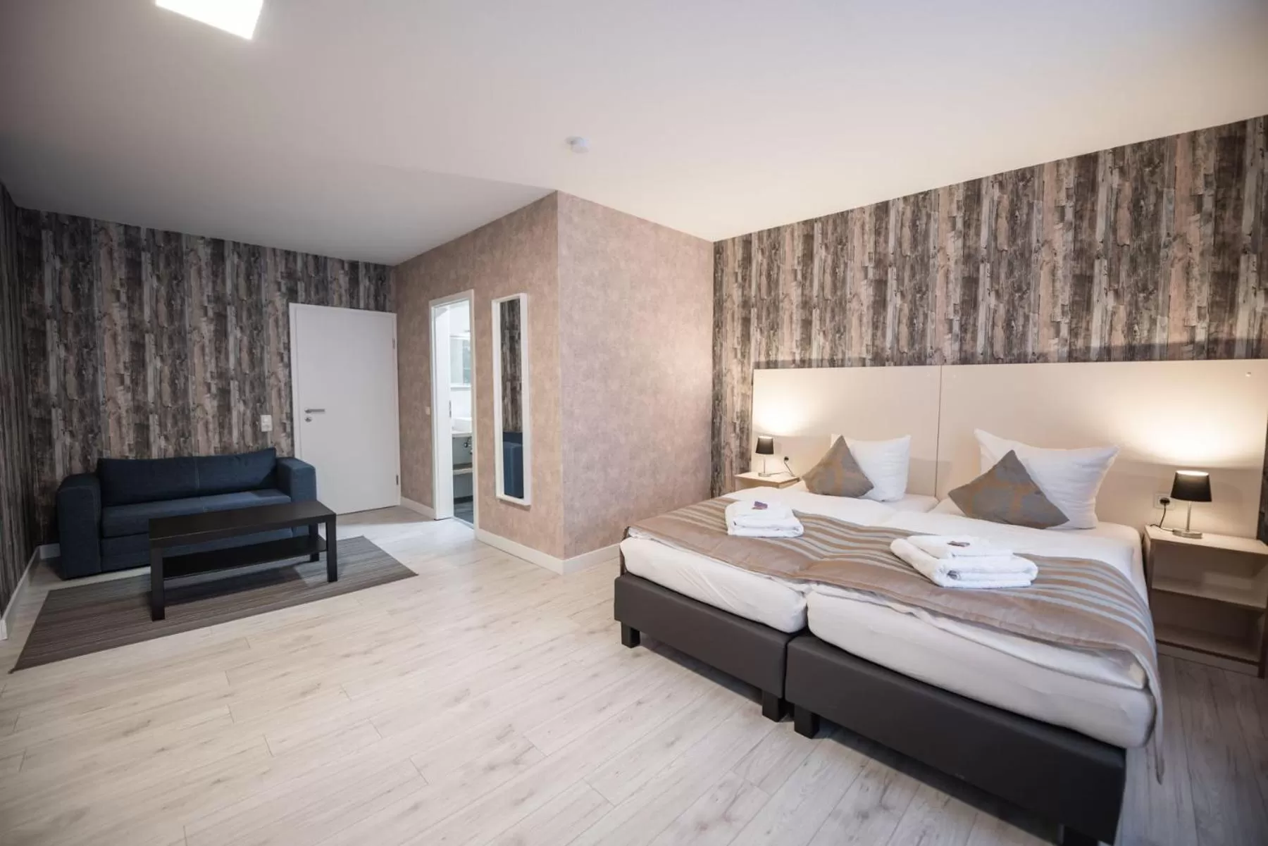 Photo of the whole room, Bed in Novel Hotel